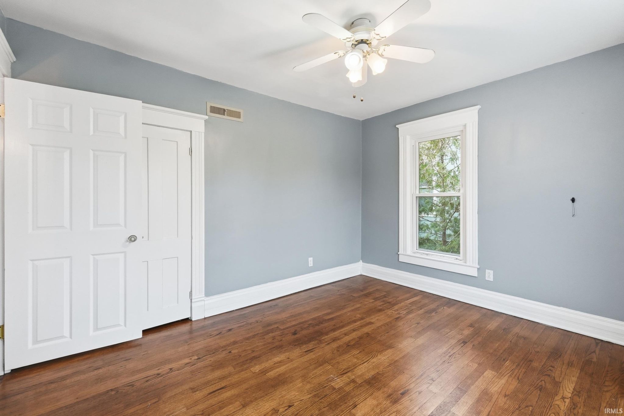 Image of 708 E Center Street