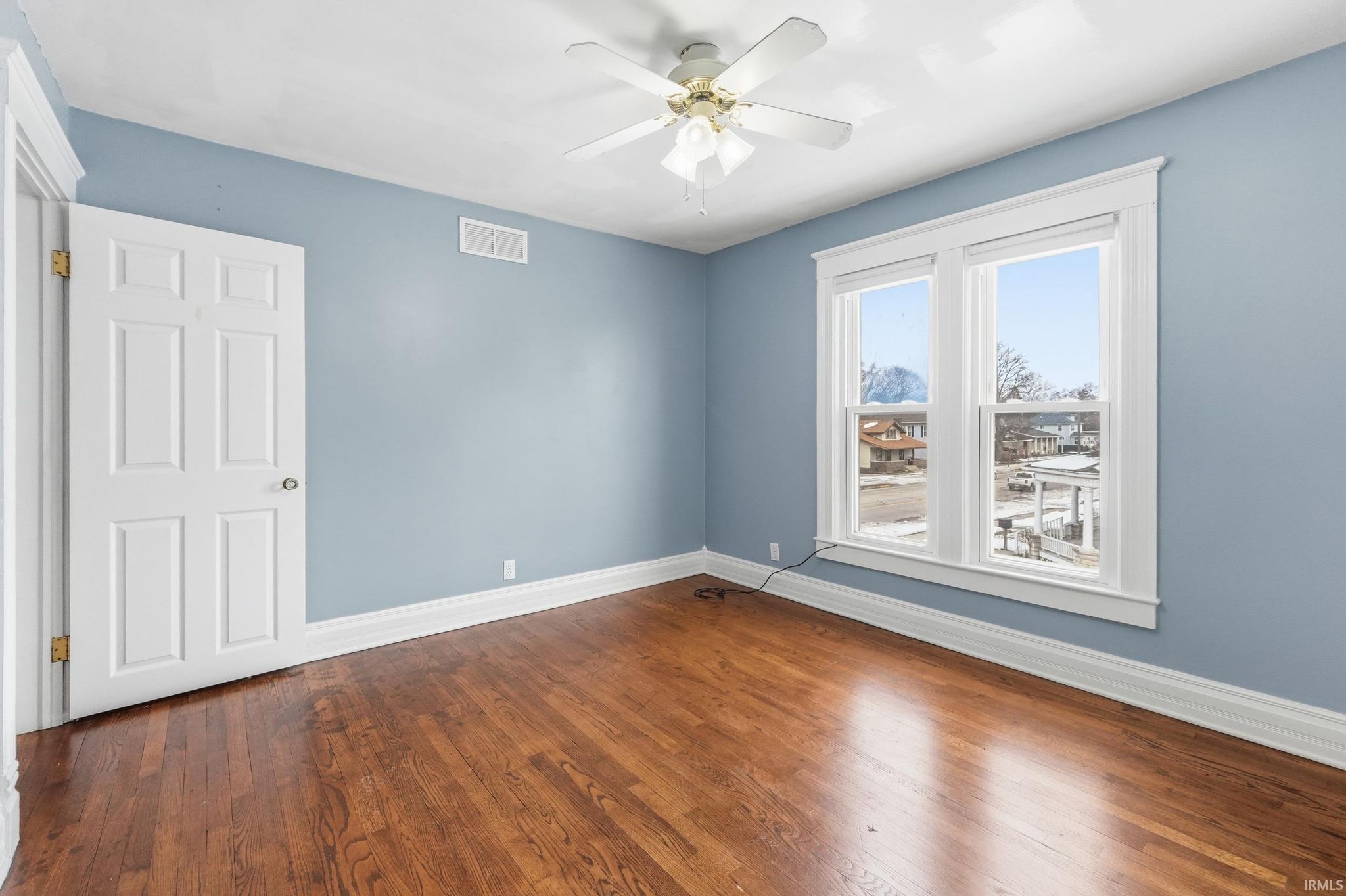 Image of 708 E Center Street