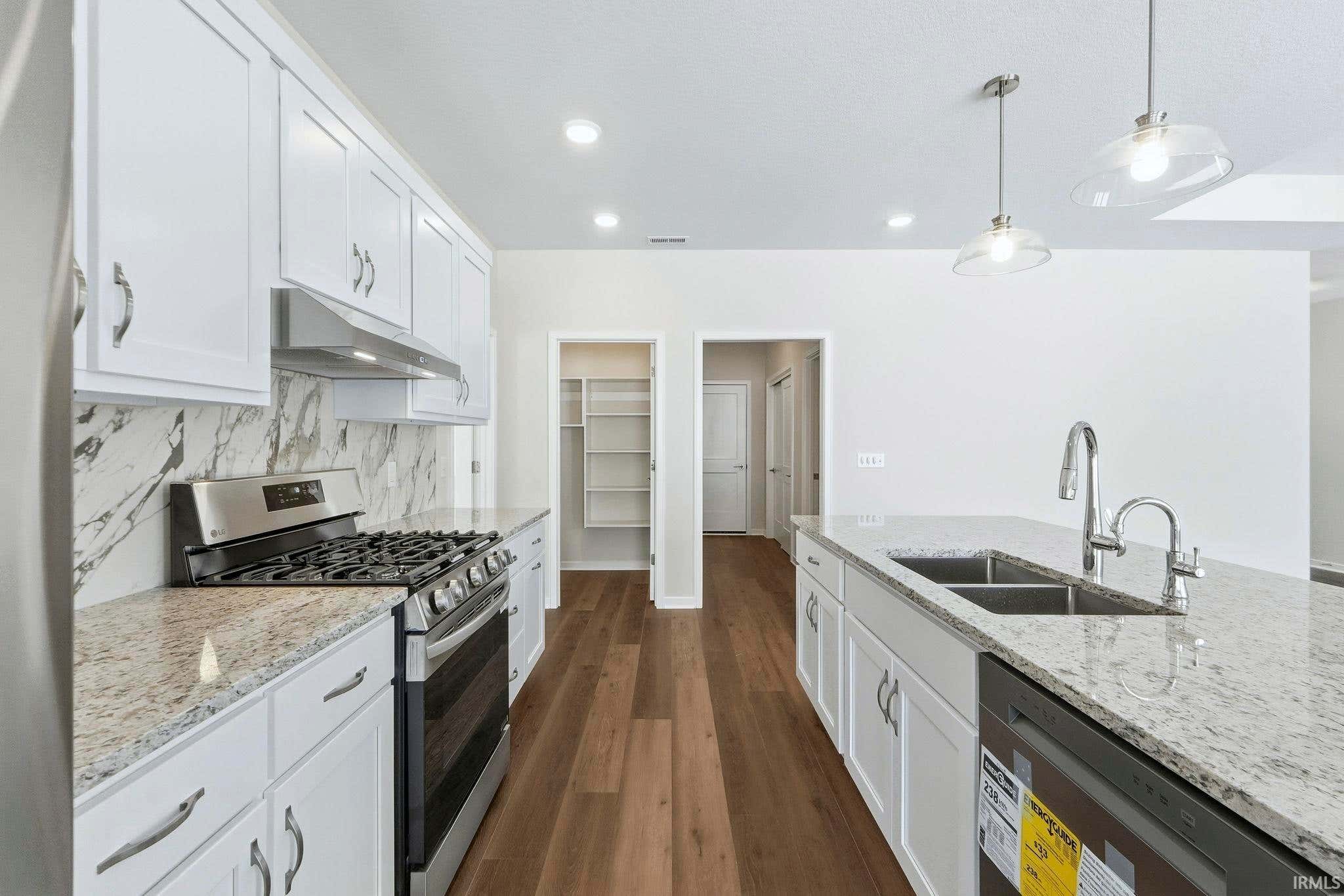 Image of 3202 E Rocky Way