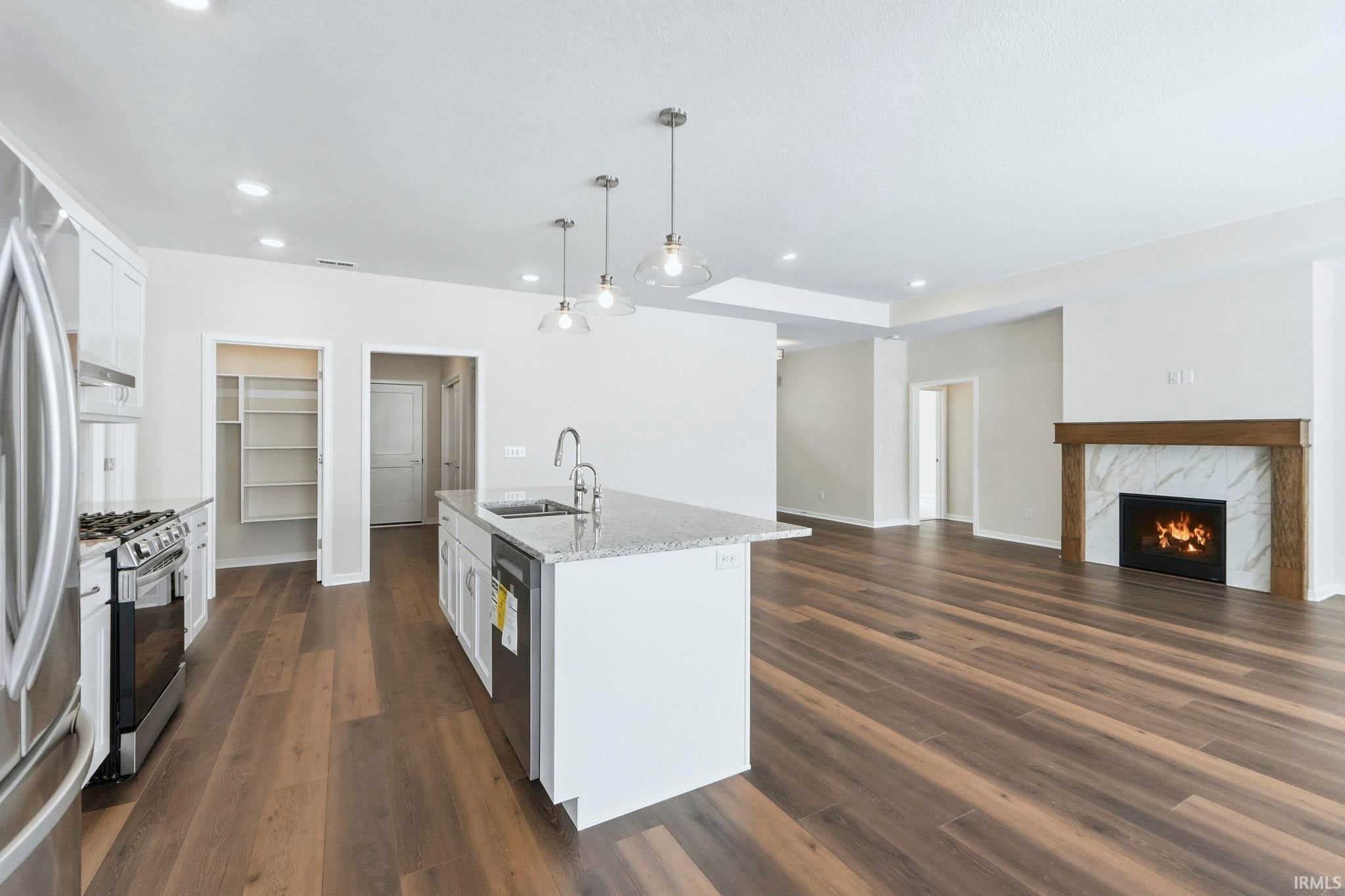 Image of 3202 E Rocky Way