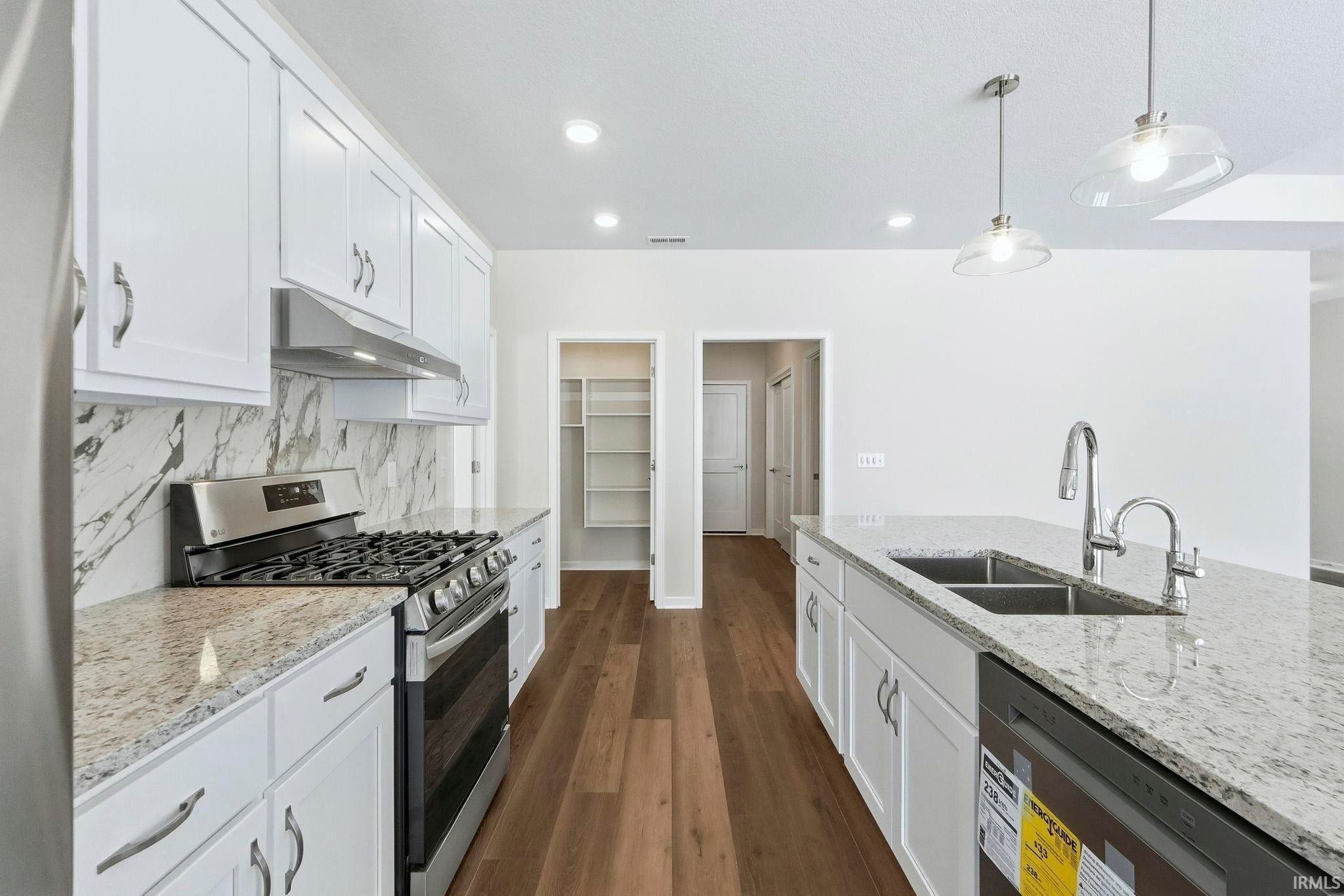 Image of 3202 E Rocky Way