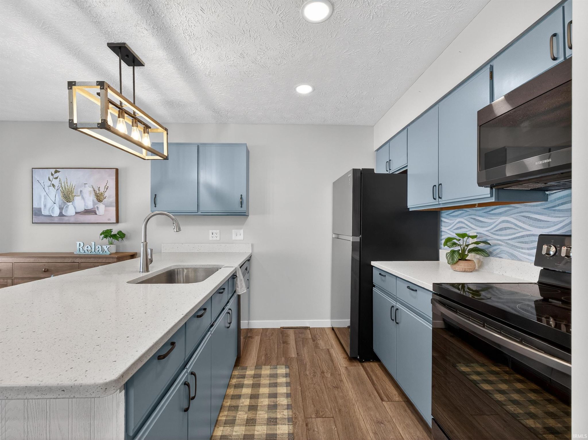 Image of 700 S Lakeside Drive 6