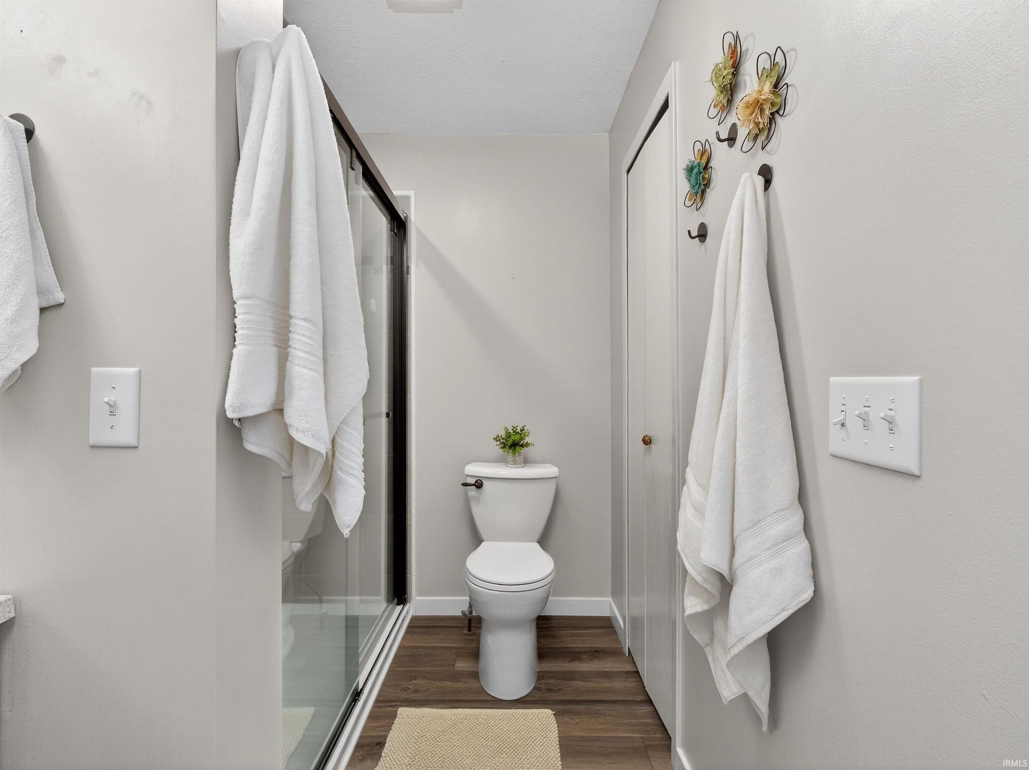 Image of 700 S Lakeside Drive 6