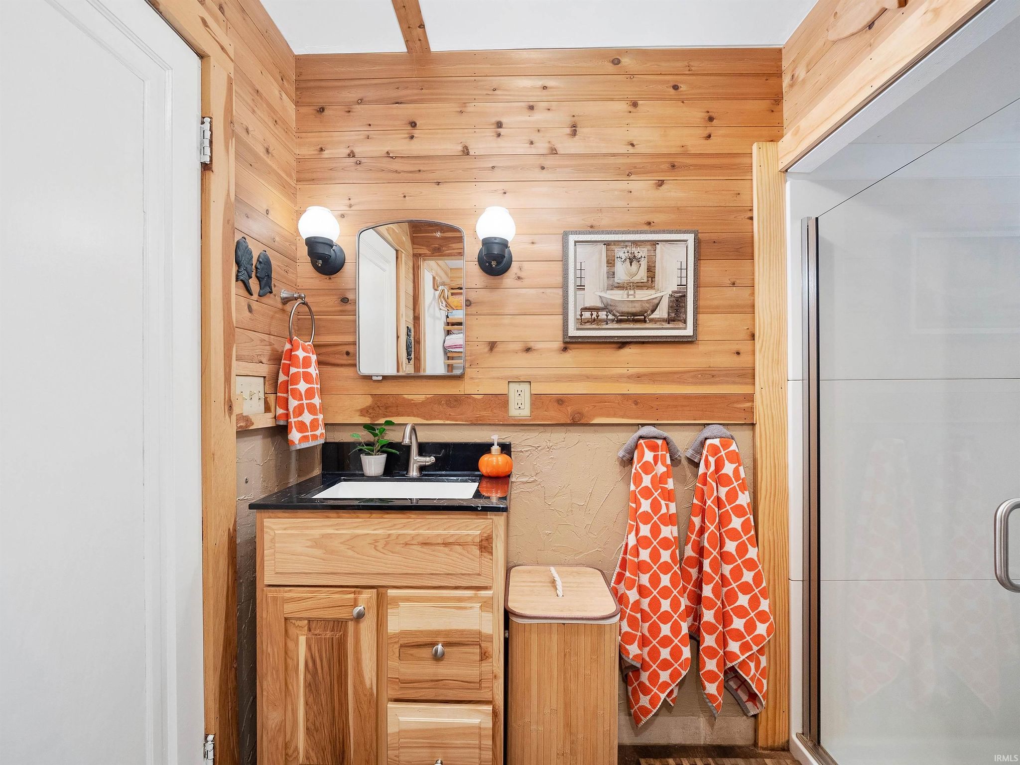 Image of 6001 E Island Avenue