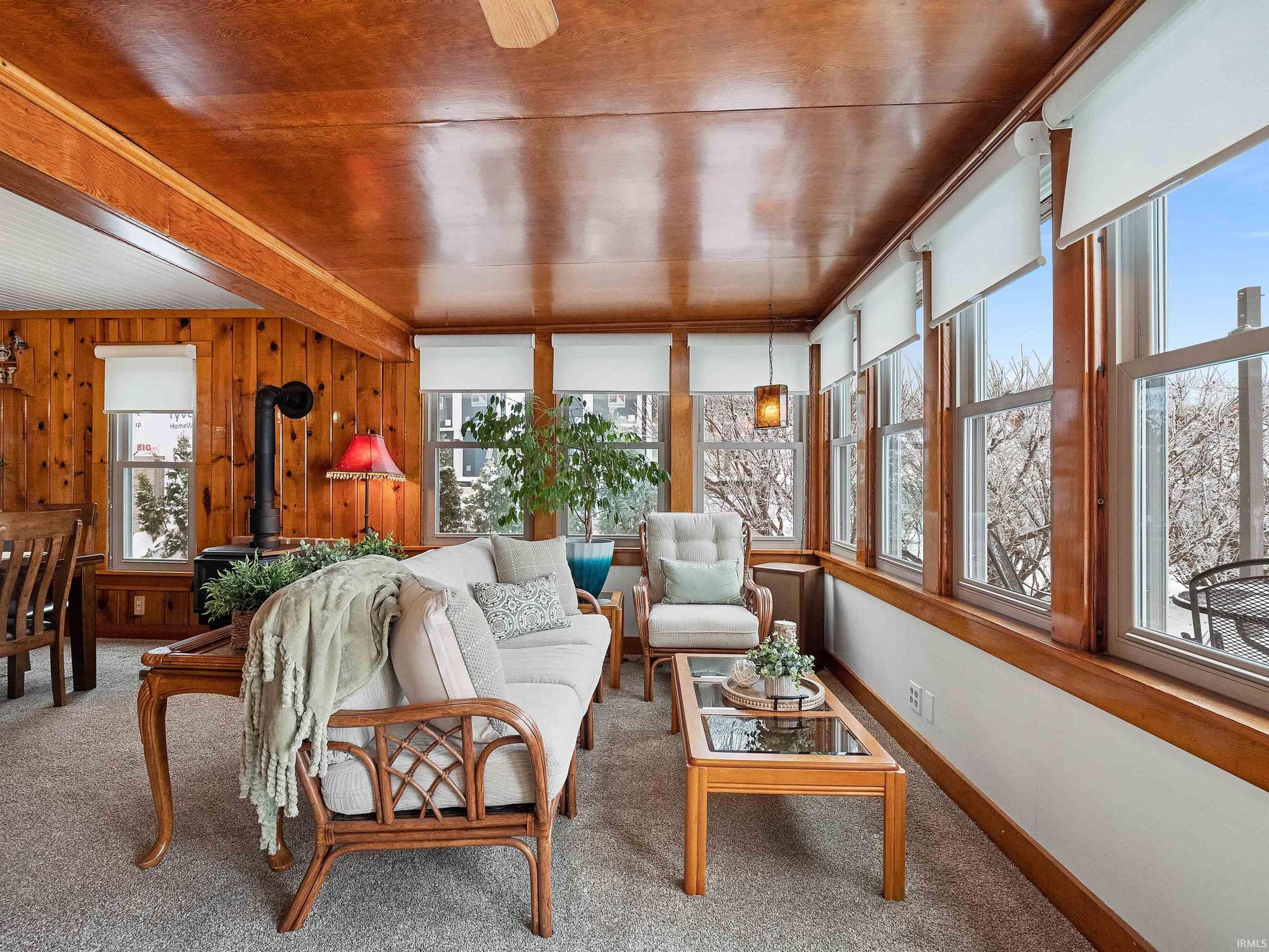 Image of 6001 E Island Avenue