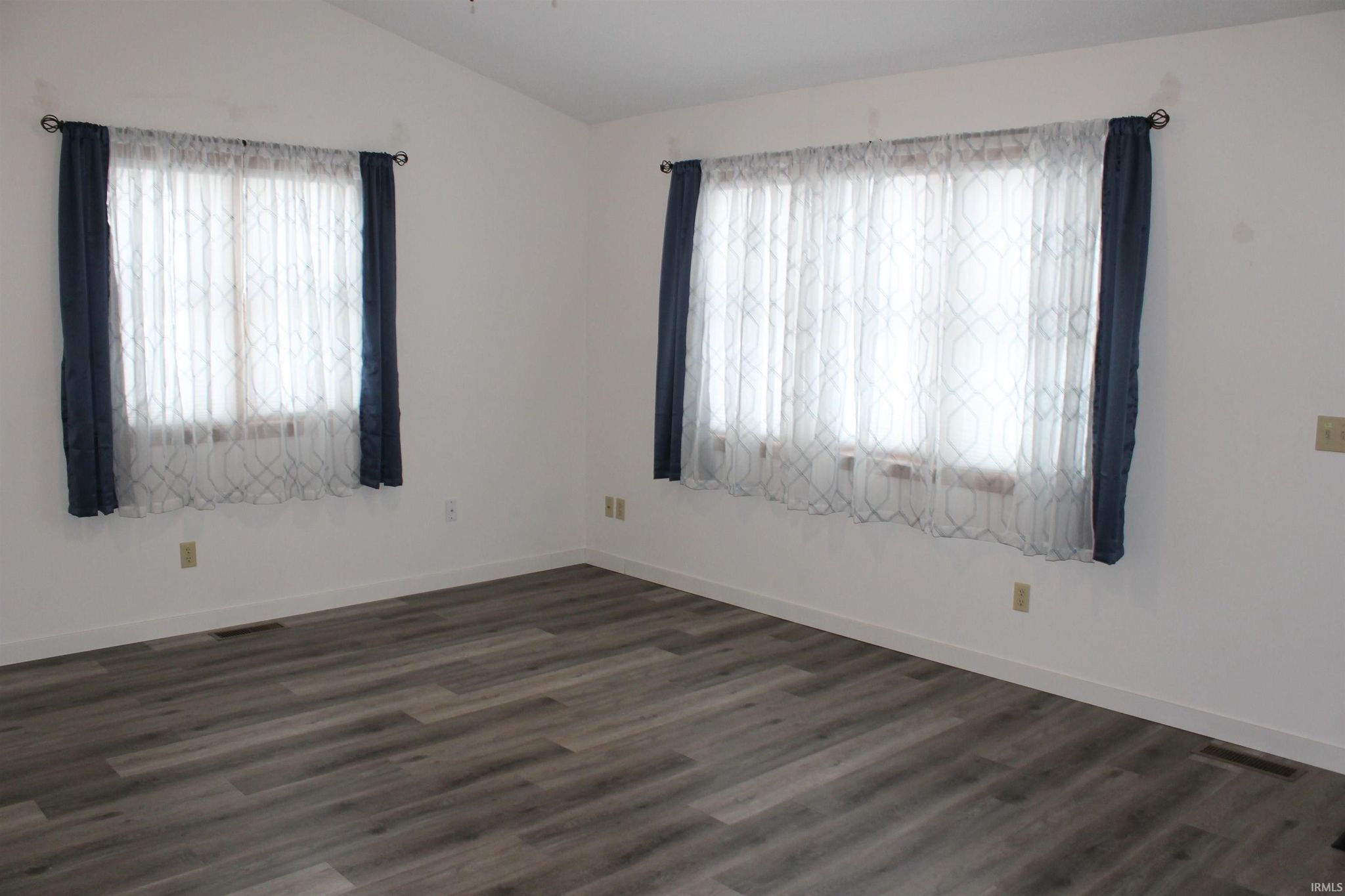 Image of 700 Apple Hill Way