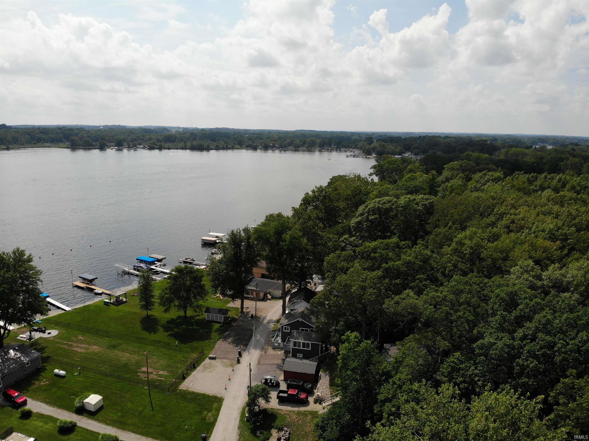 Image of 2 EMS B1D Lane