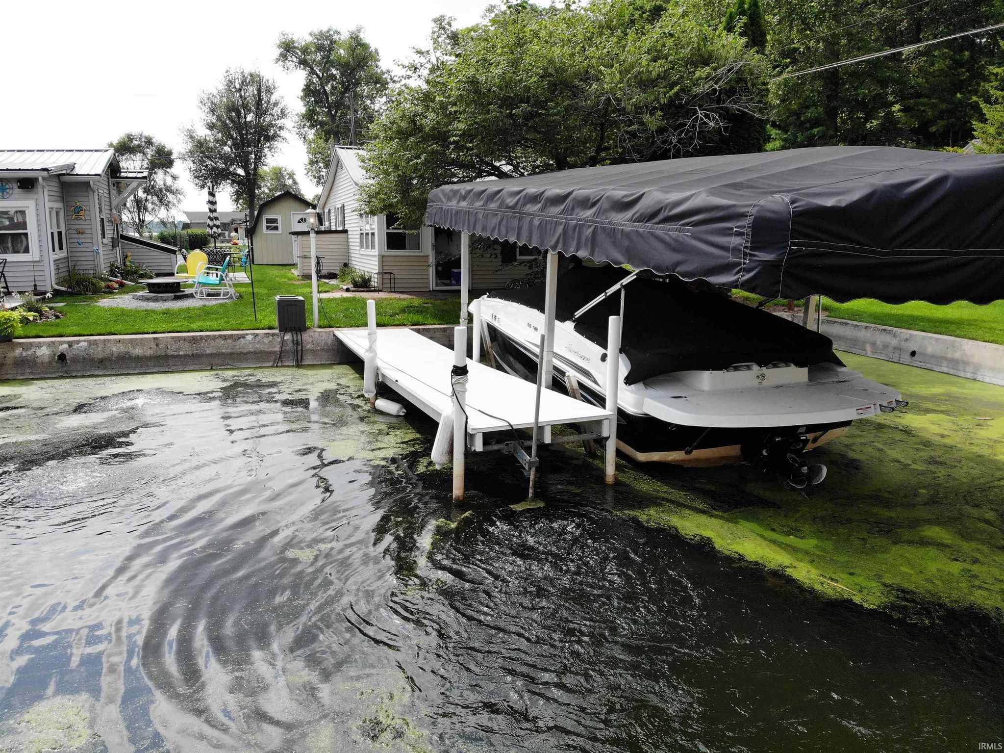 Image of 2 EMS B1D Lane