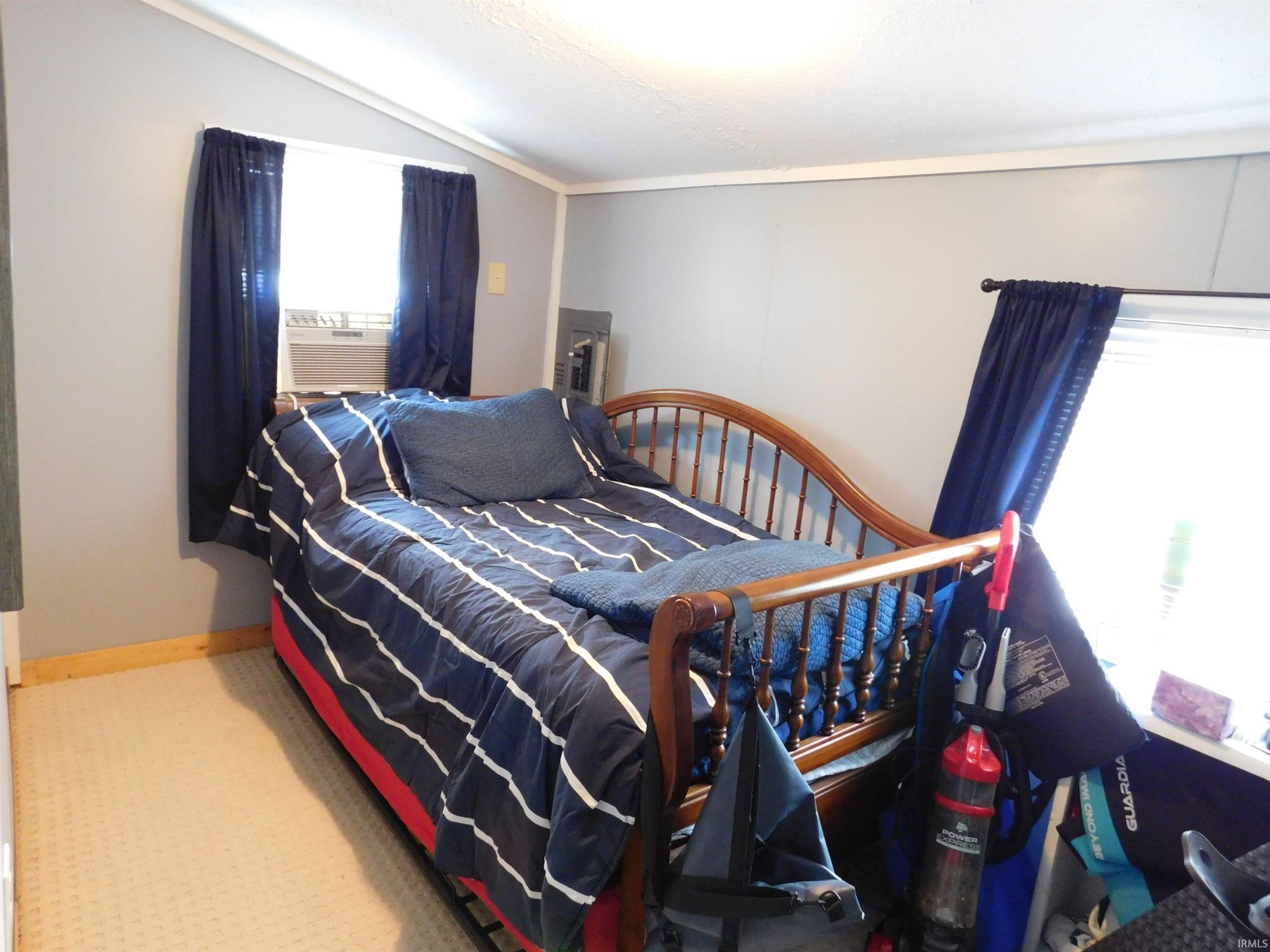 Image of 2 EMS B1D Lane