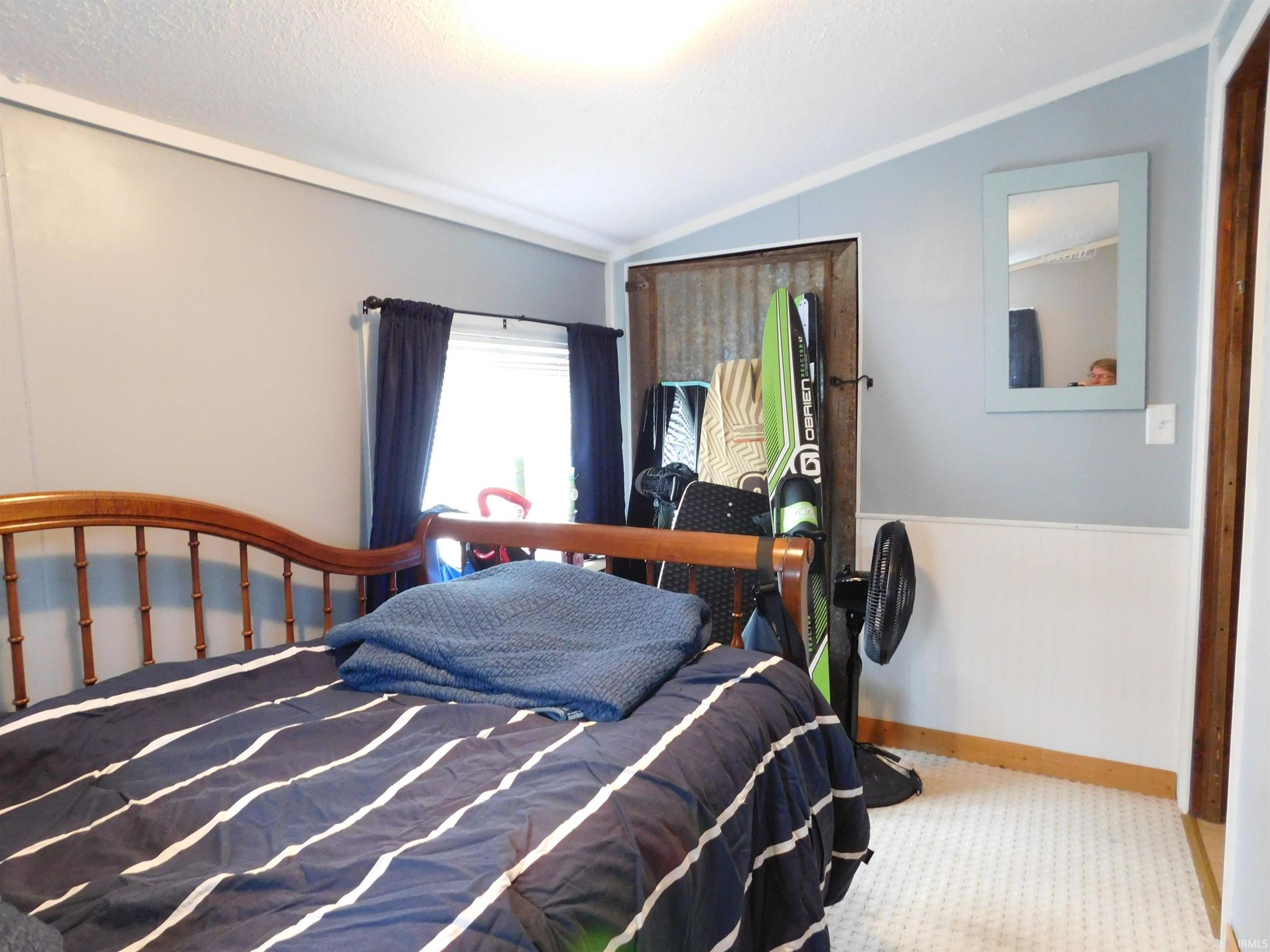 Image of 2 EMS B1D Lane