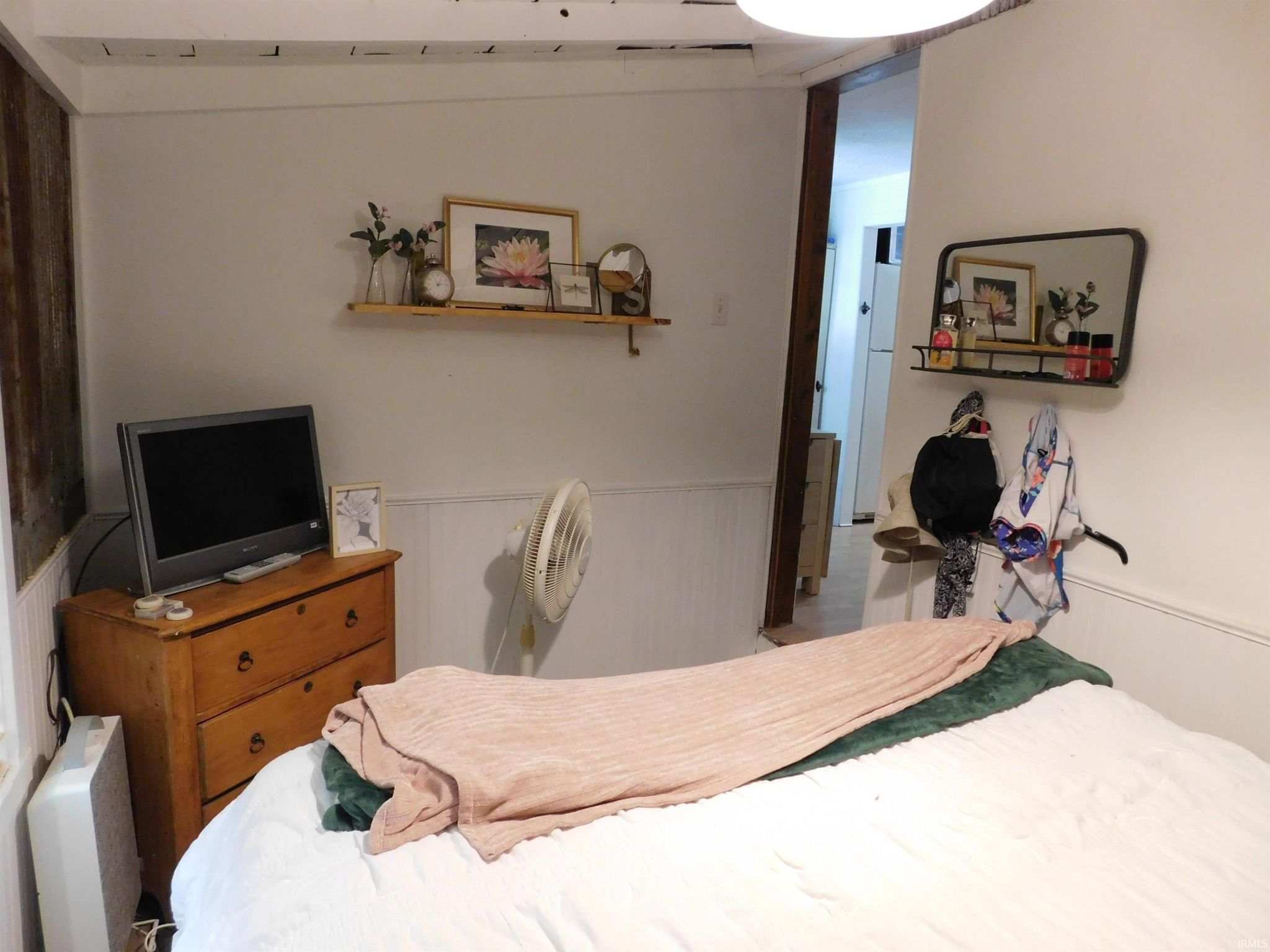 Image of 2 EMS B1D Lane