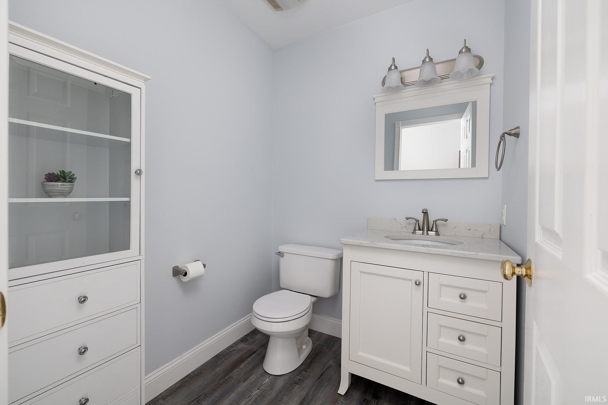 Image of 1203 W Dove Circle