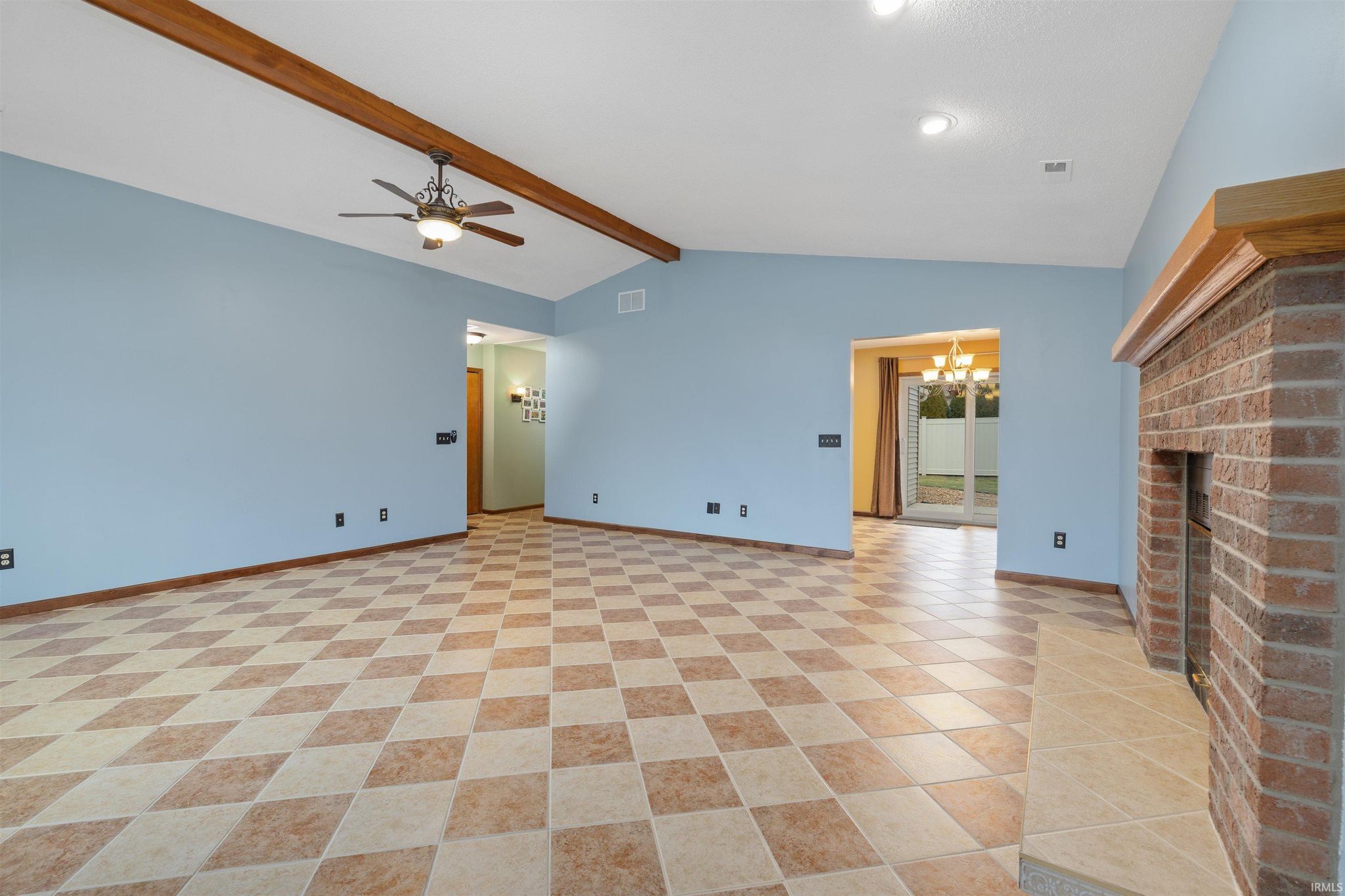 Image of 210 Knoll Ridge Boulevard