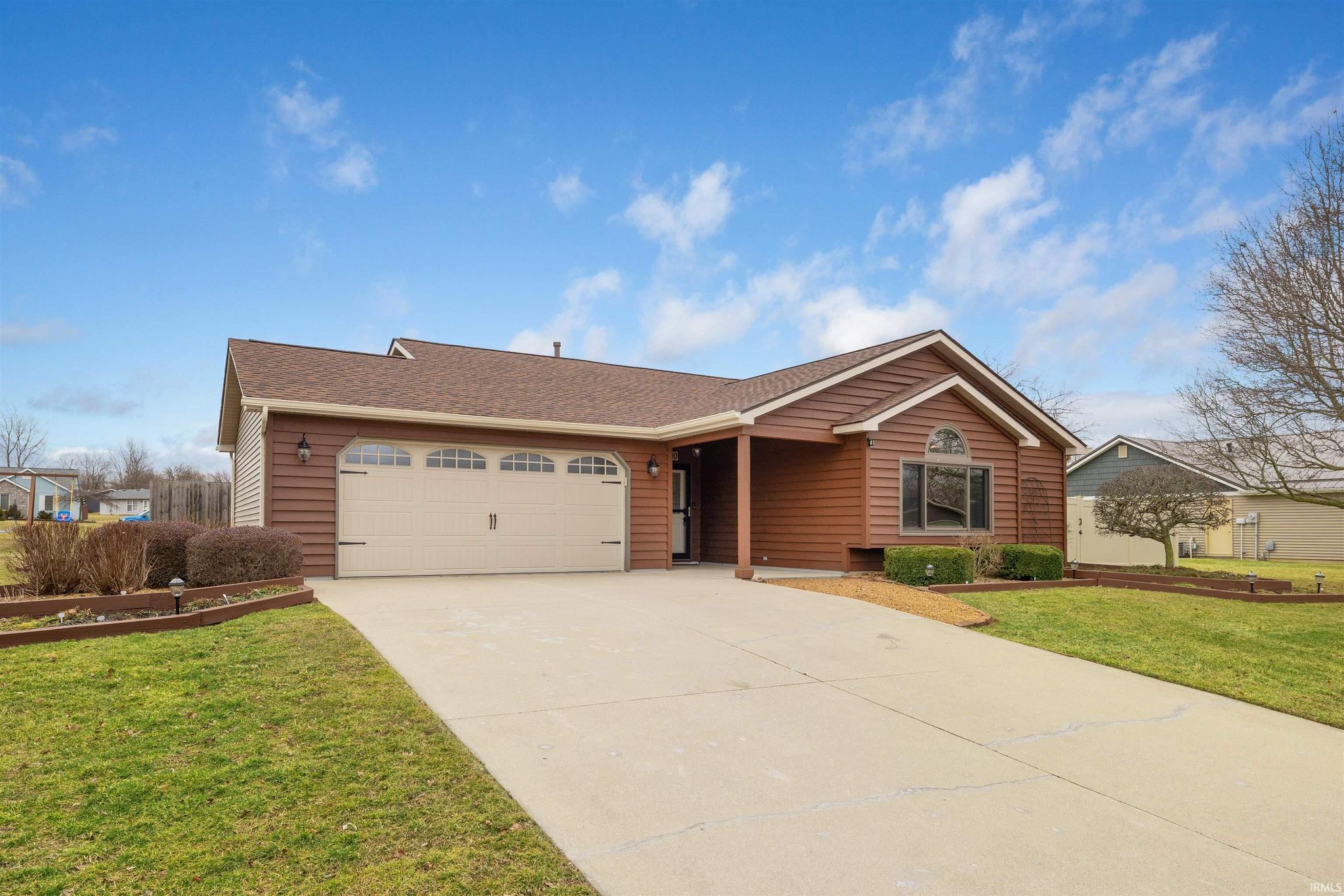 Image of 210 Knoll Ridge Boulevard