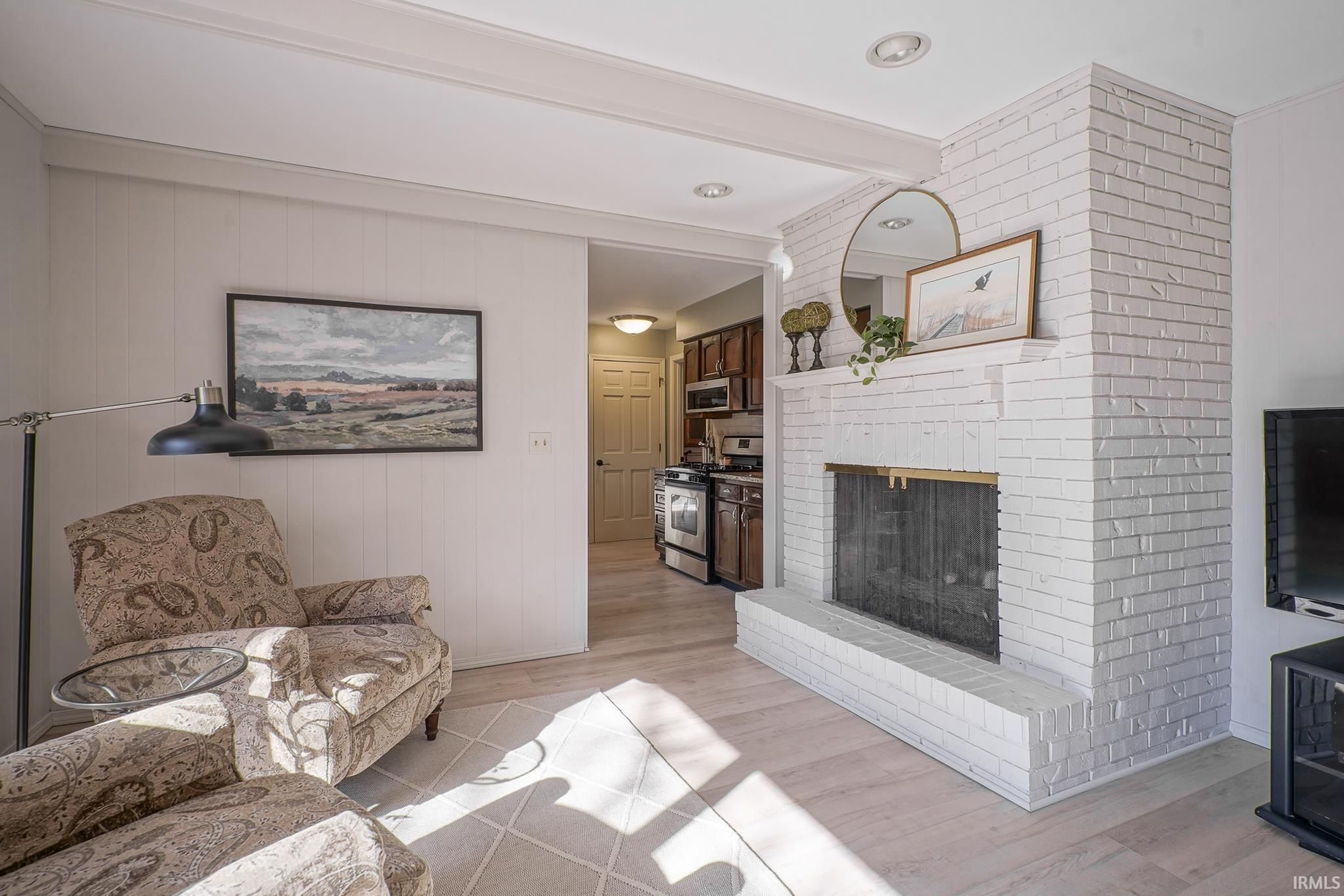 Image of 601 Old Farm Road