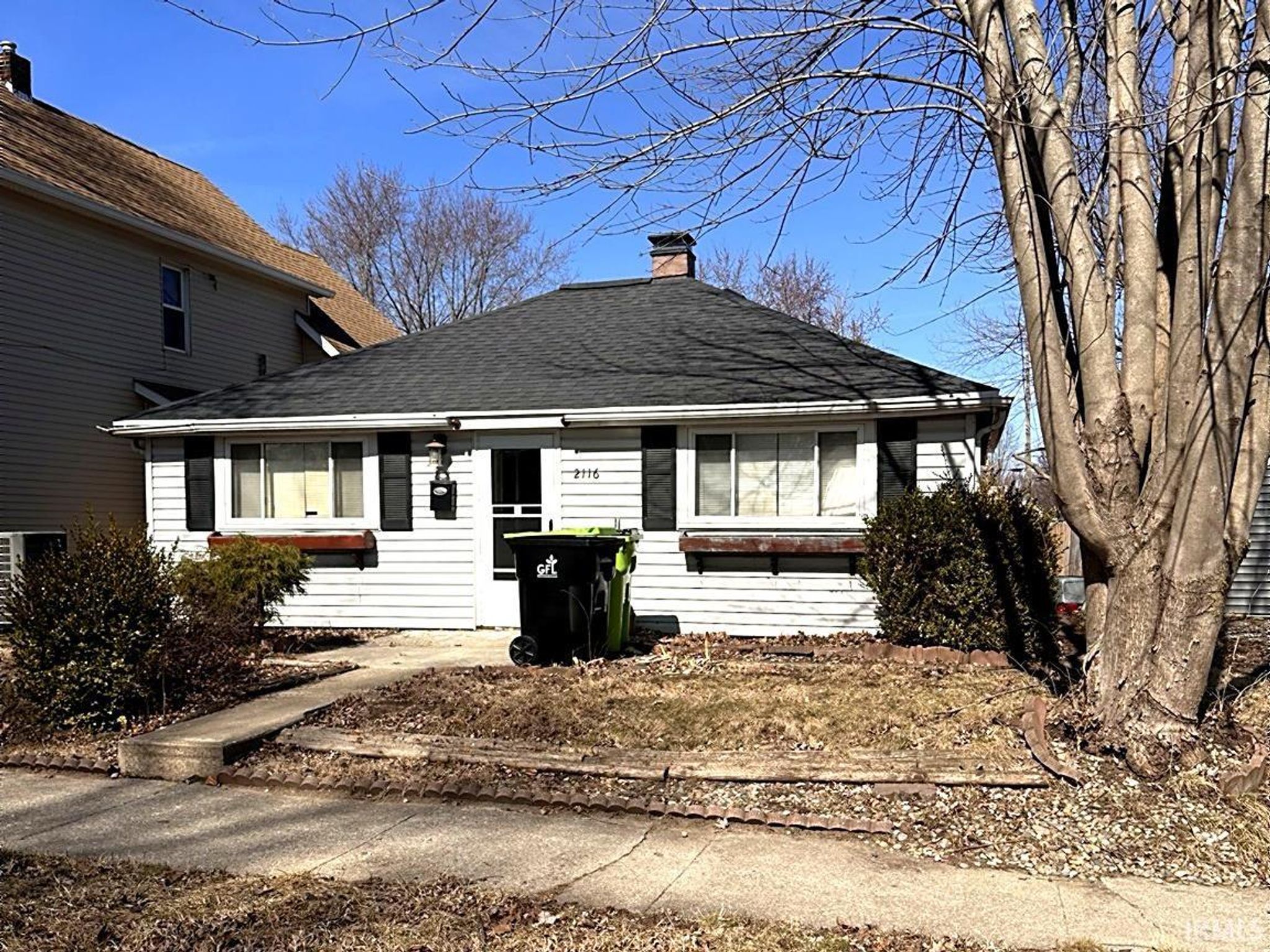 Image of 2116 Usher Street