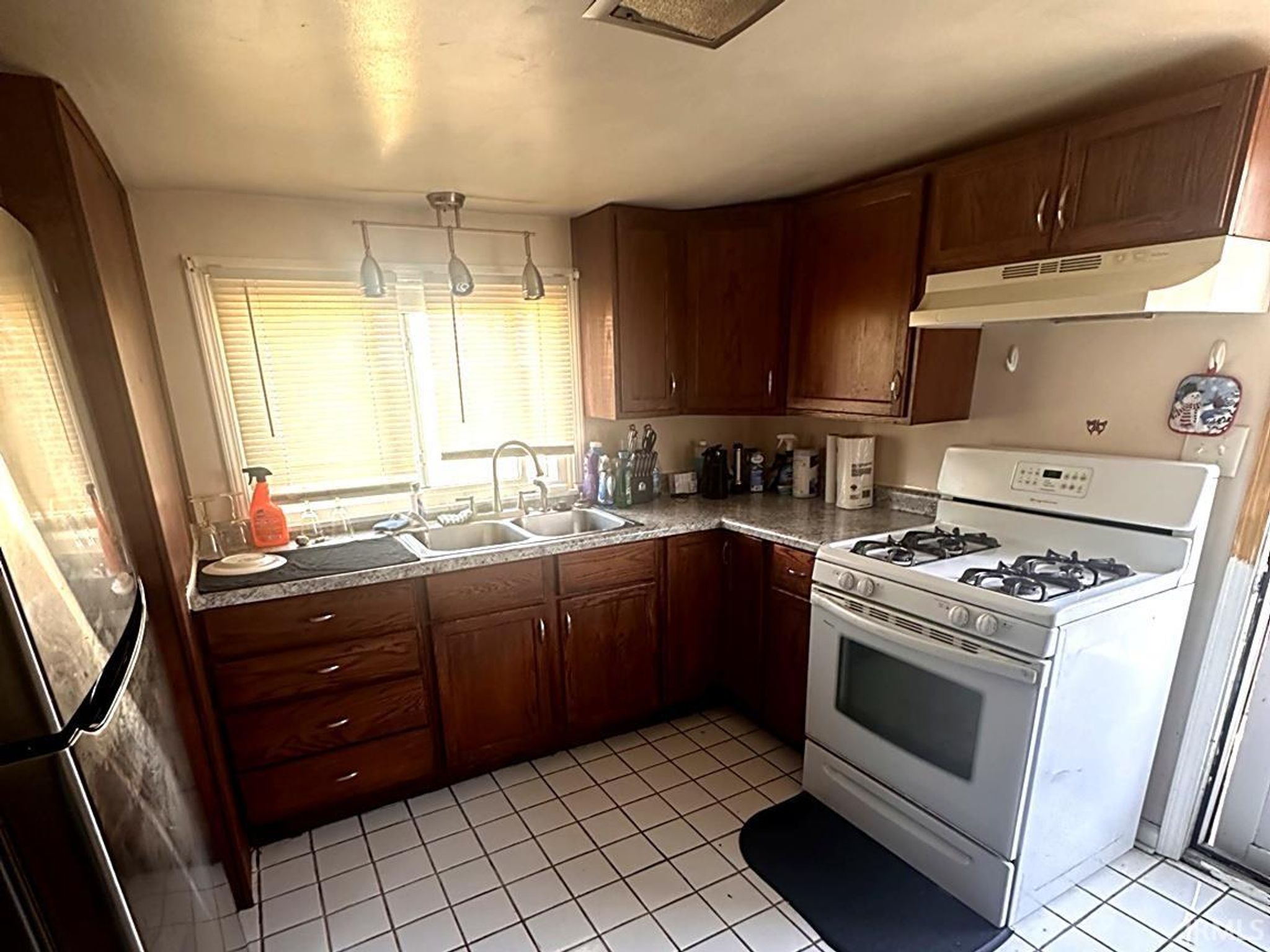 Image of 2116 Usher Street