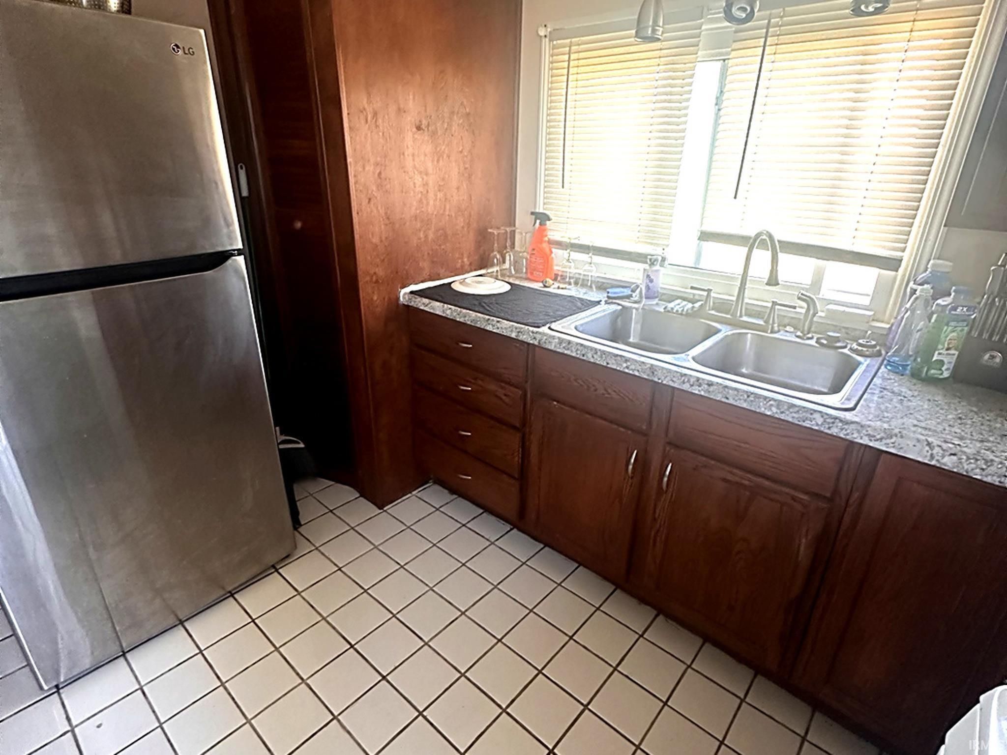 Image of 2116 Usher Street