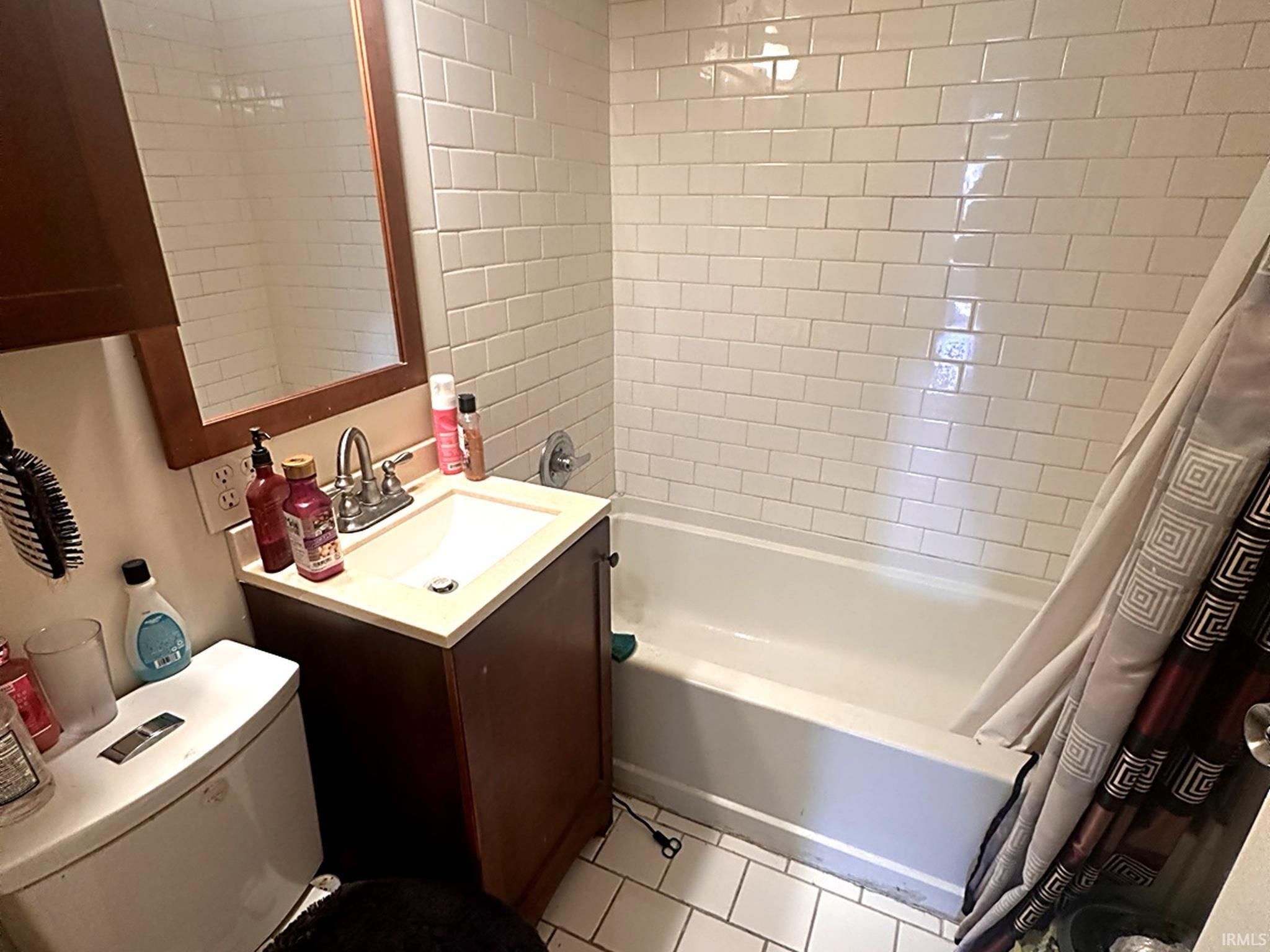 Image of 2116 Usher Street