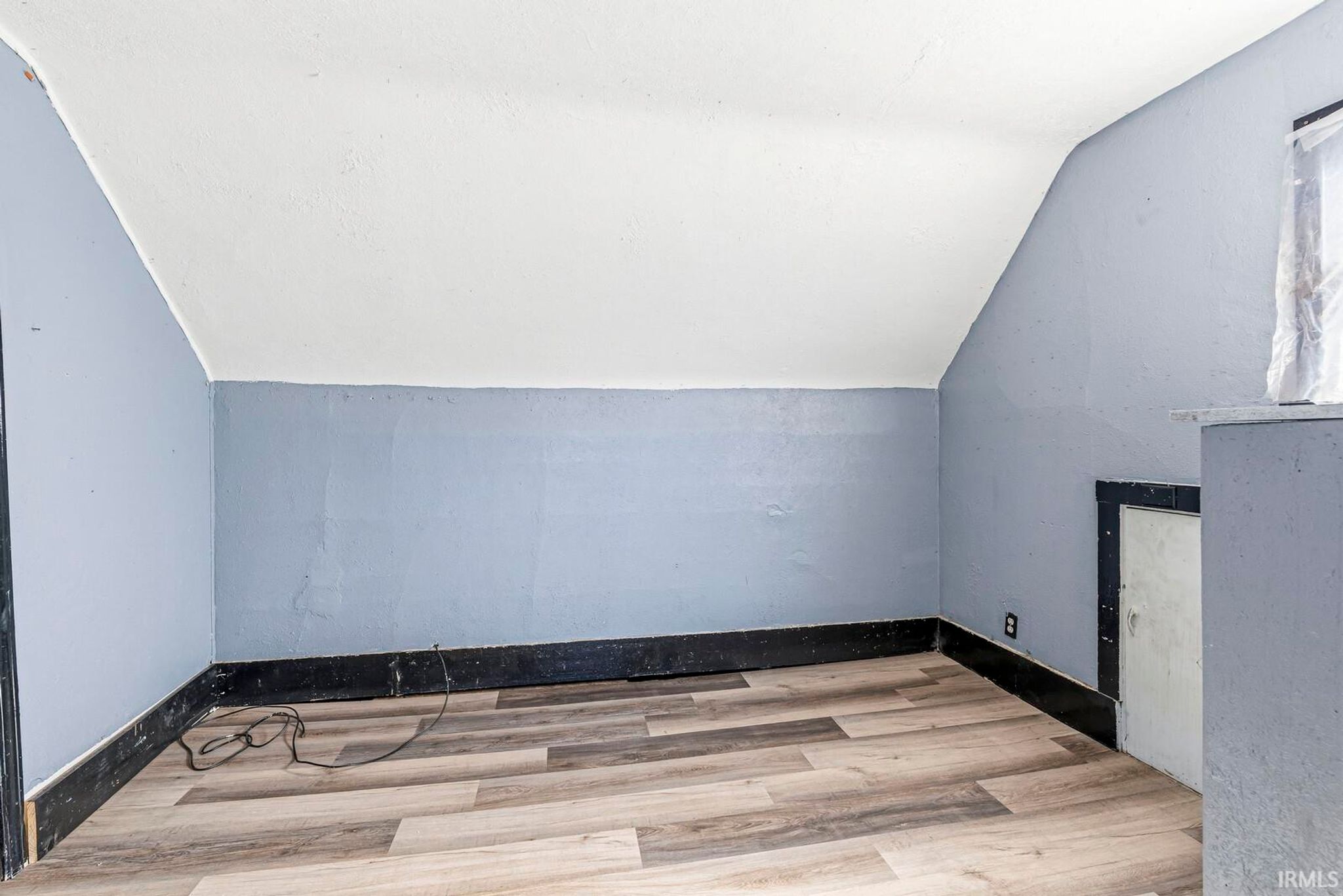 Image of 619 W Indiana Avenue