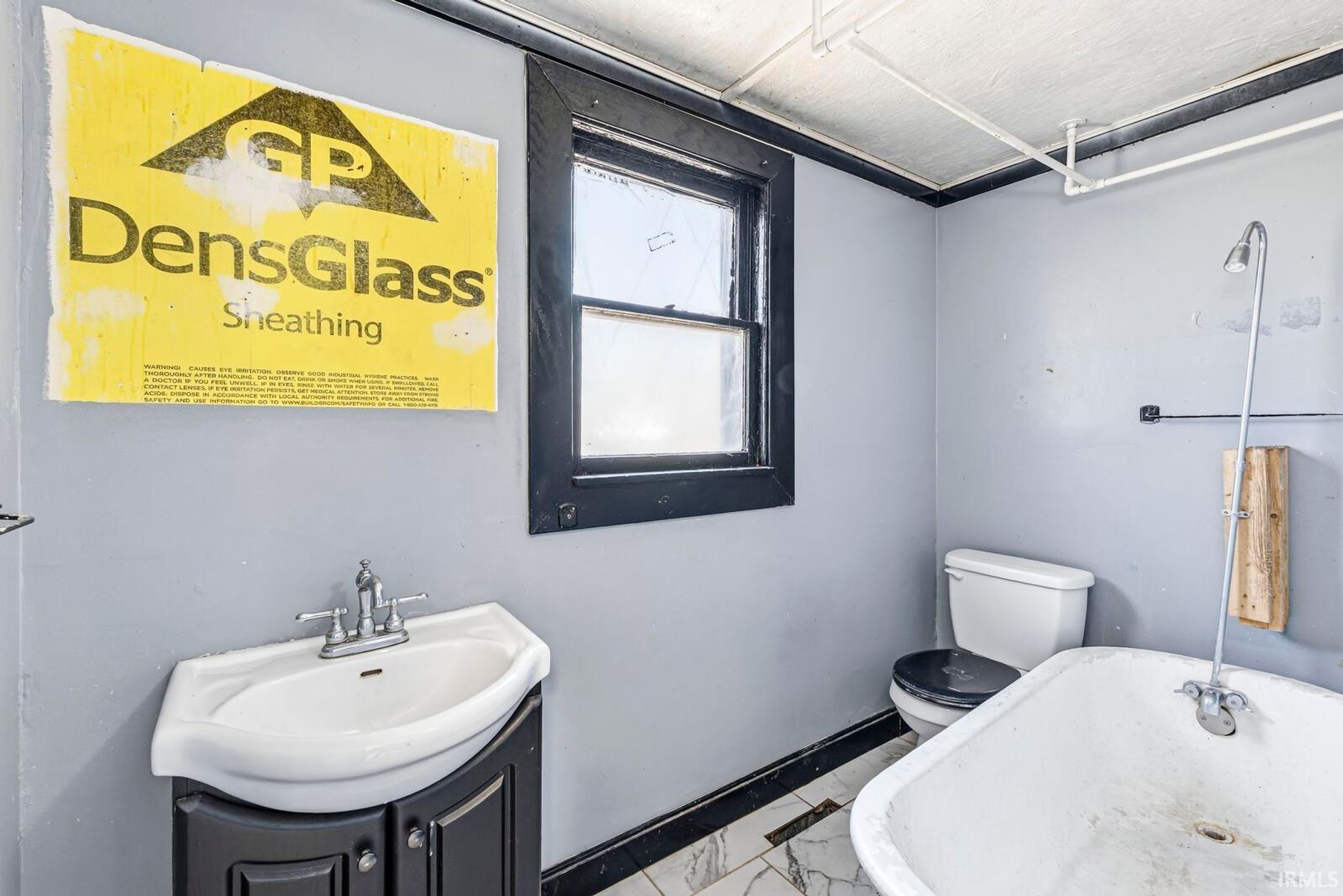 Image of 619 W Indiana Avenue