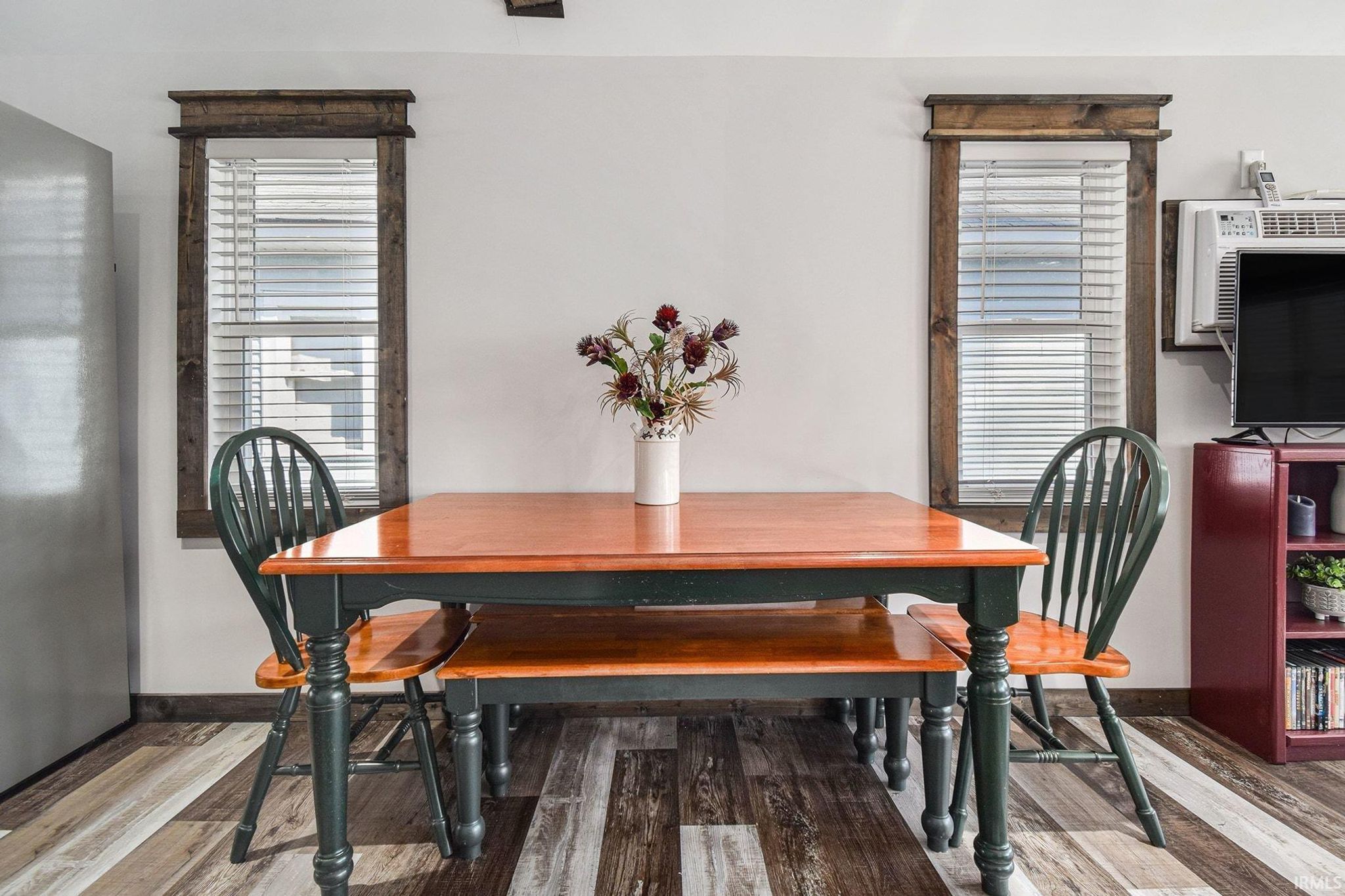 Image of 19 EMS W16C Lane