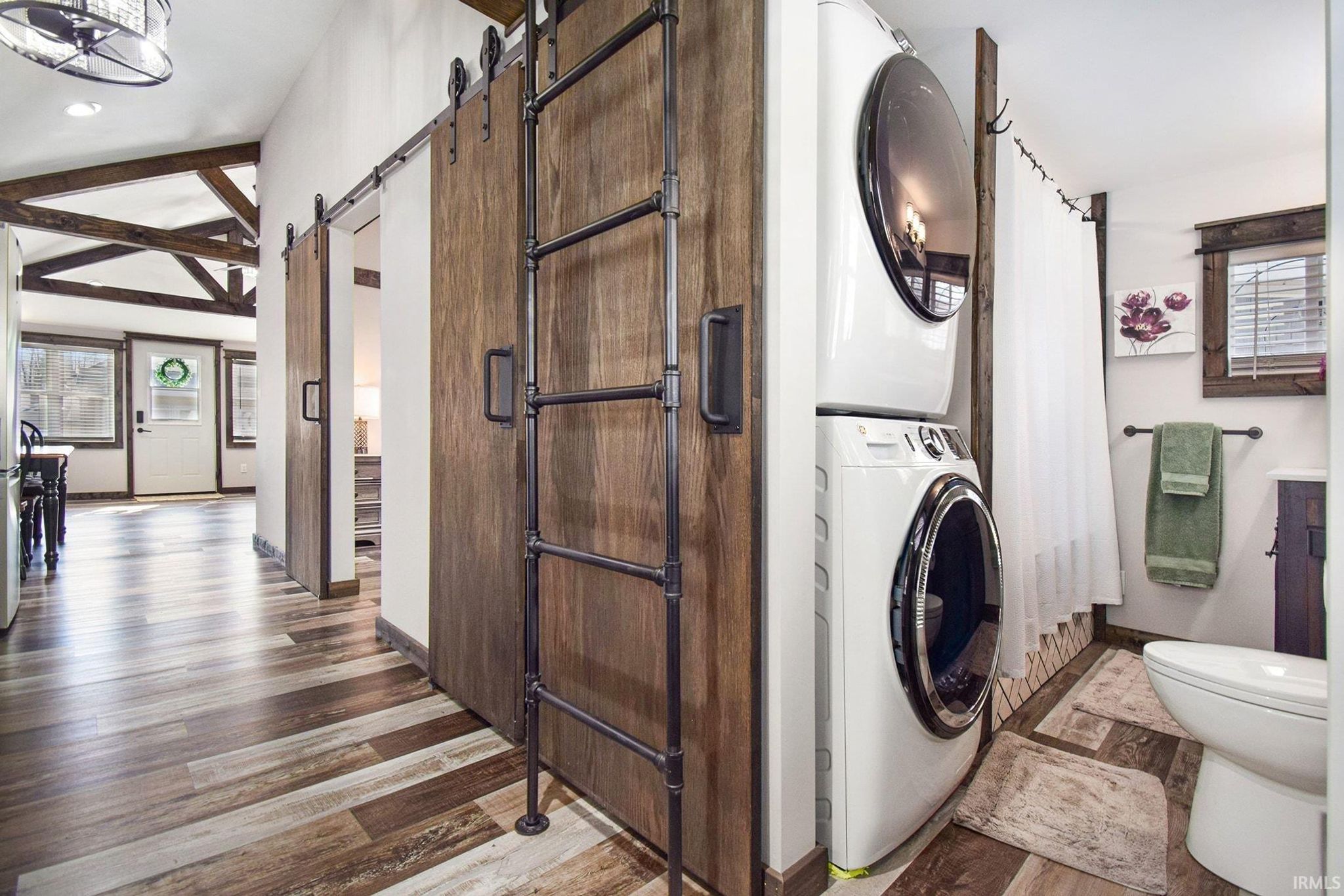 Image of 19 EMS W16C Lane