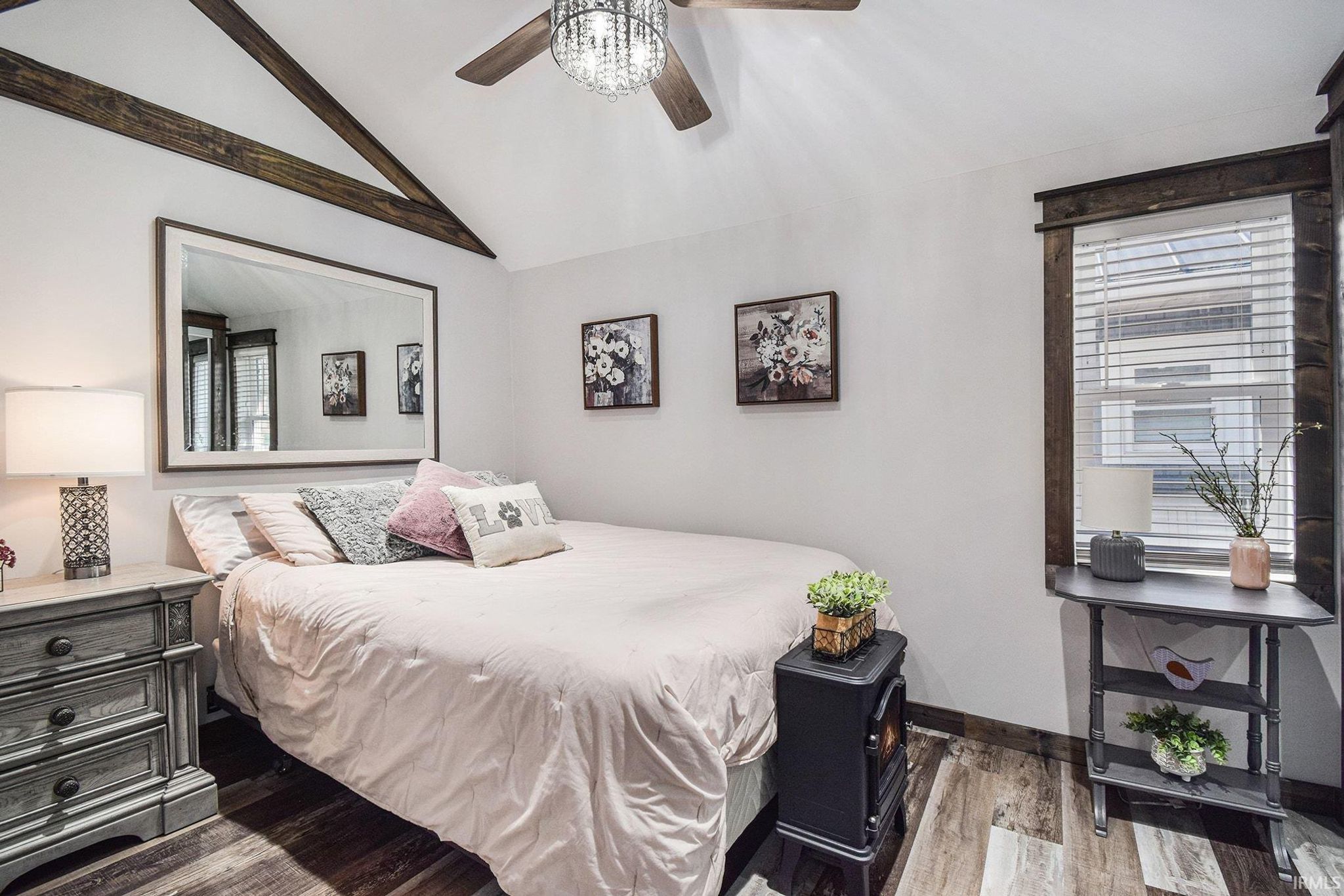 Image of 19 EMS W16C Lane