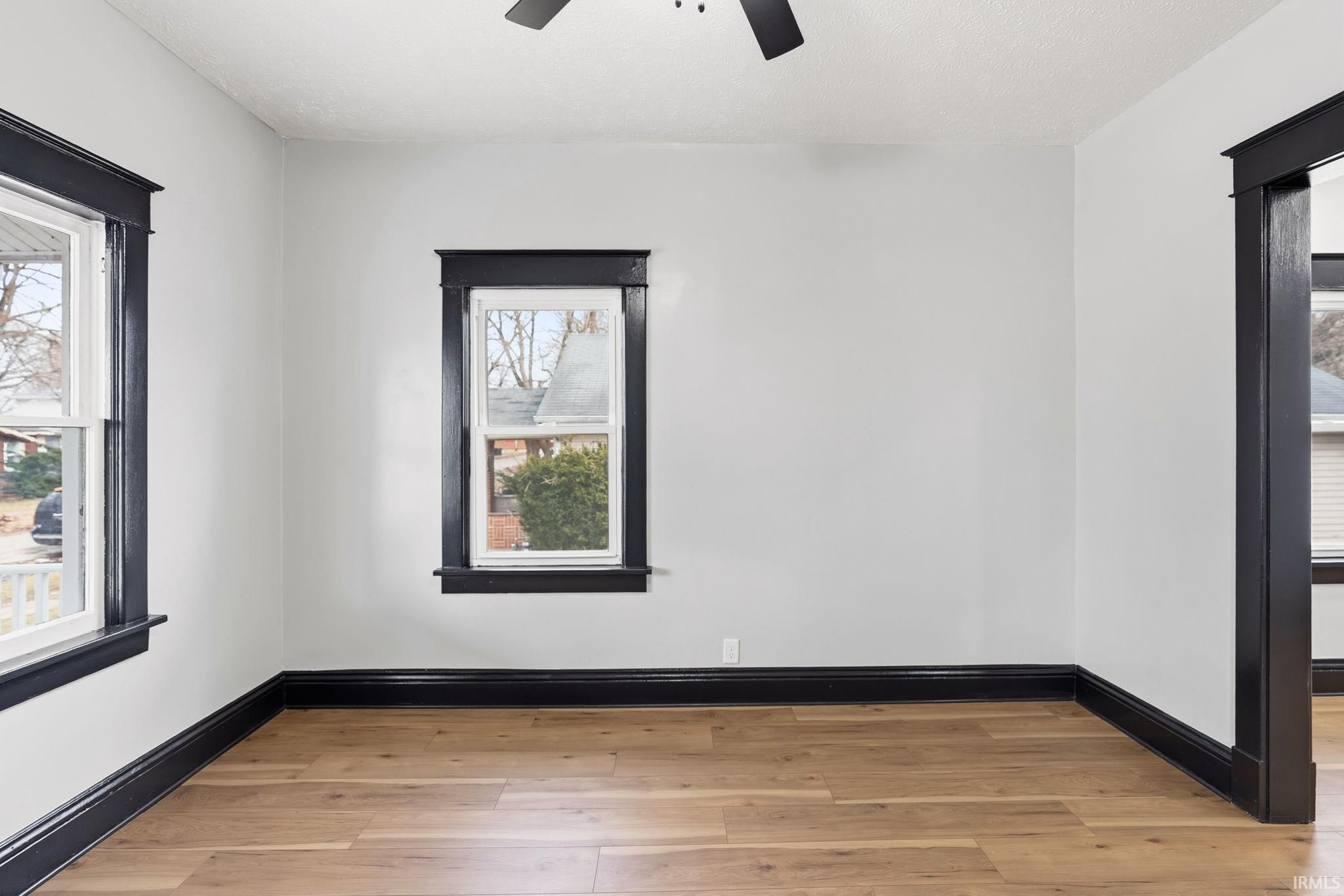 Image of 1618 E Dayton Street