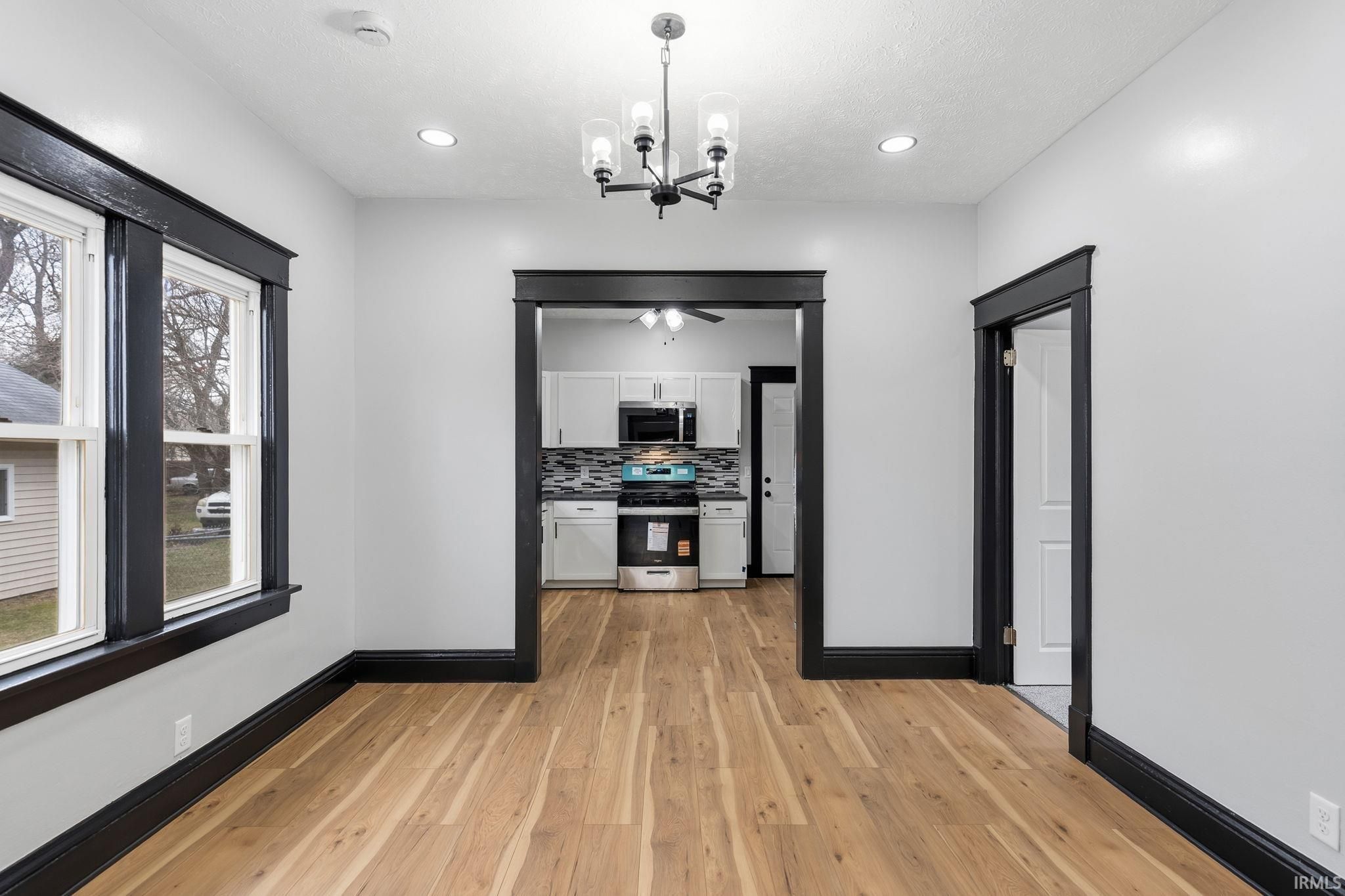 Image of 1618 E Dayton Street