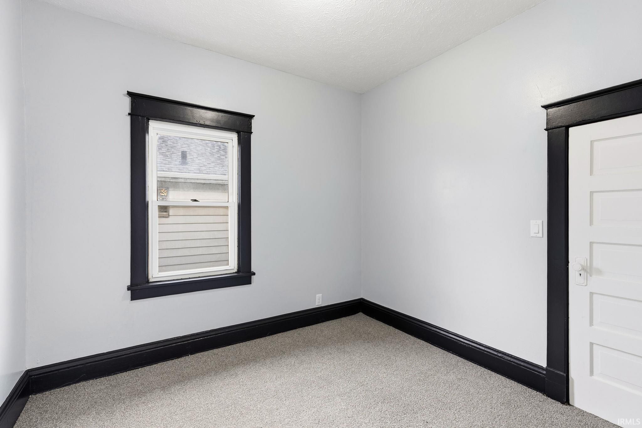 Image of 1618 E Dayton Street