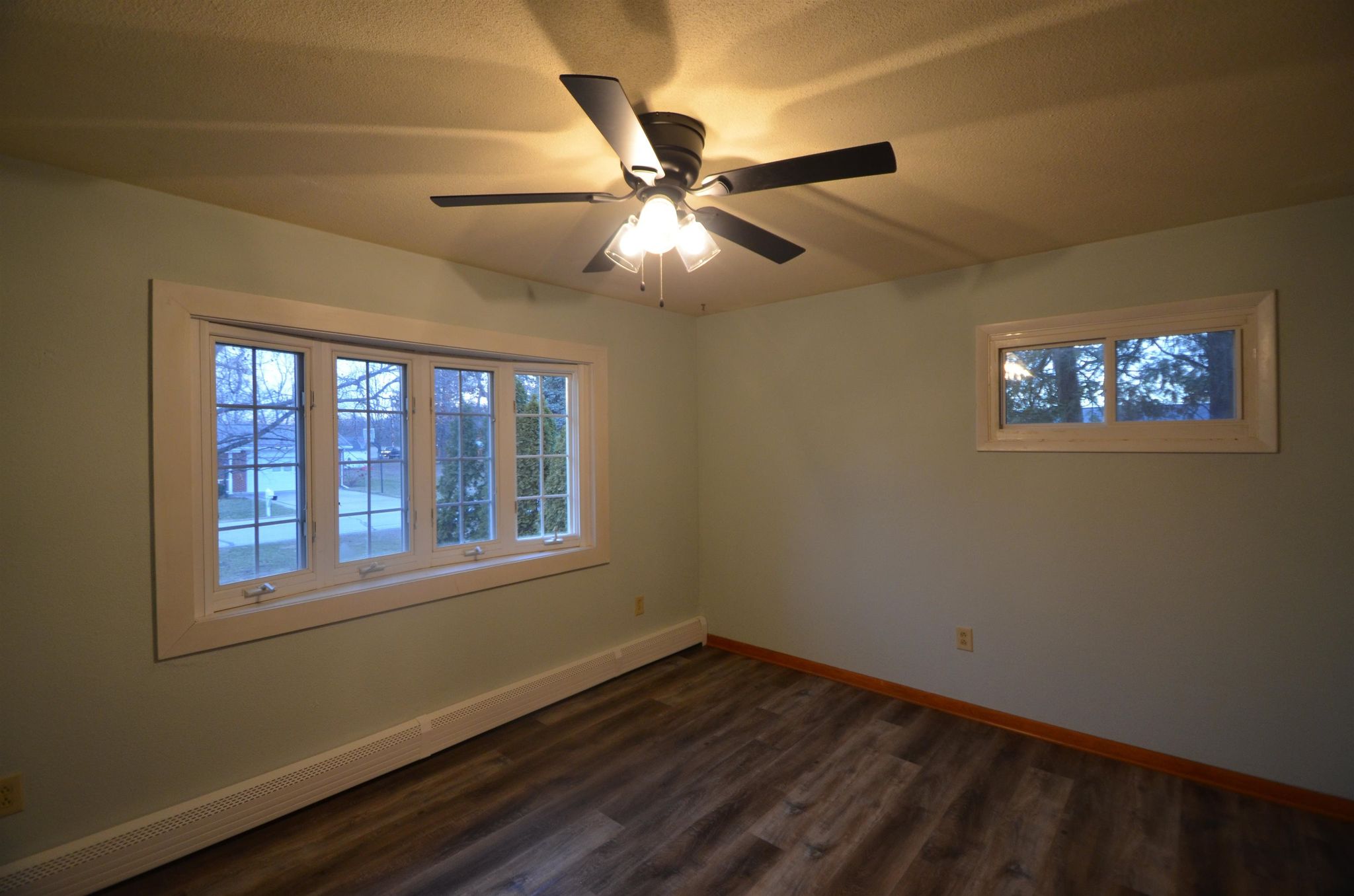 Image of 705 Crestview Drive