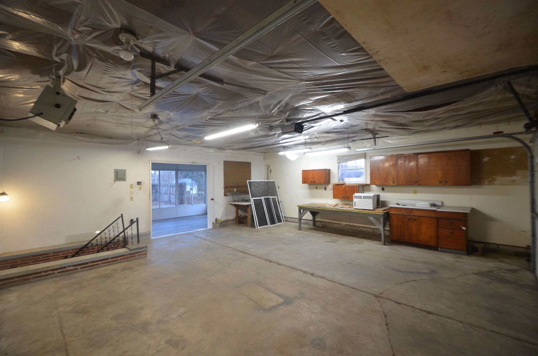 Image of 705 Crestview Drive