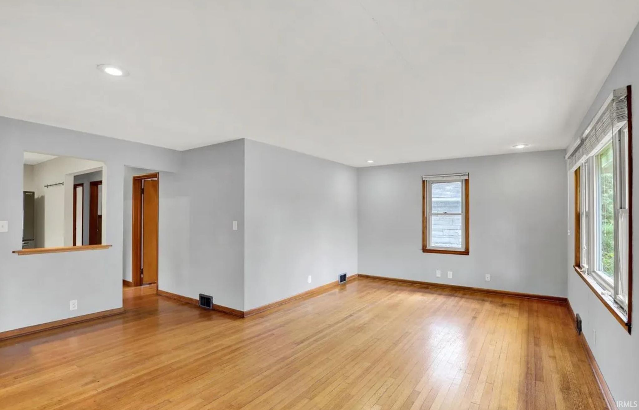 Image of 905 S Henderson Street