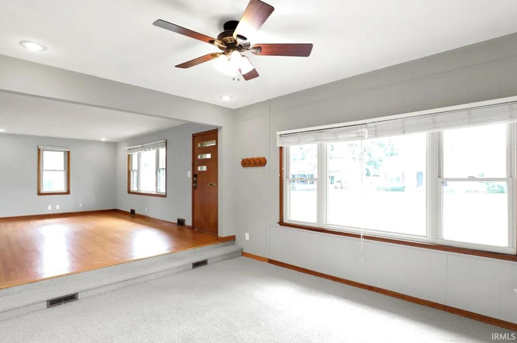 Image of 905 S Henderson Street