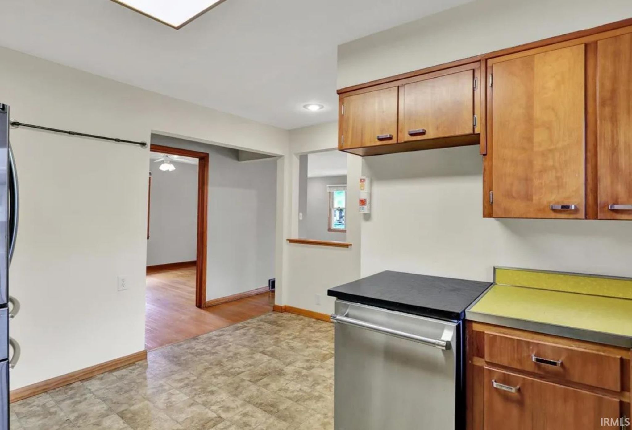 Image of 905 S Henderson Street