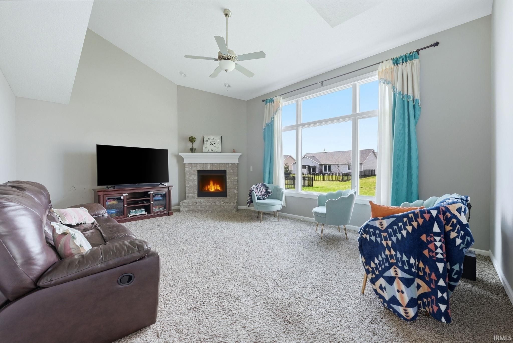 Image of 2085 Lindenwood Avenue