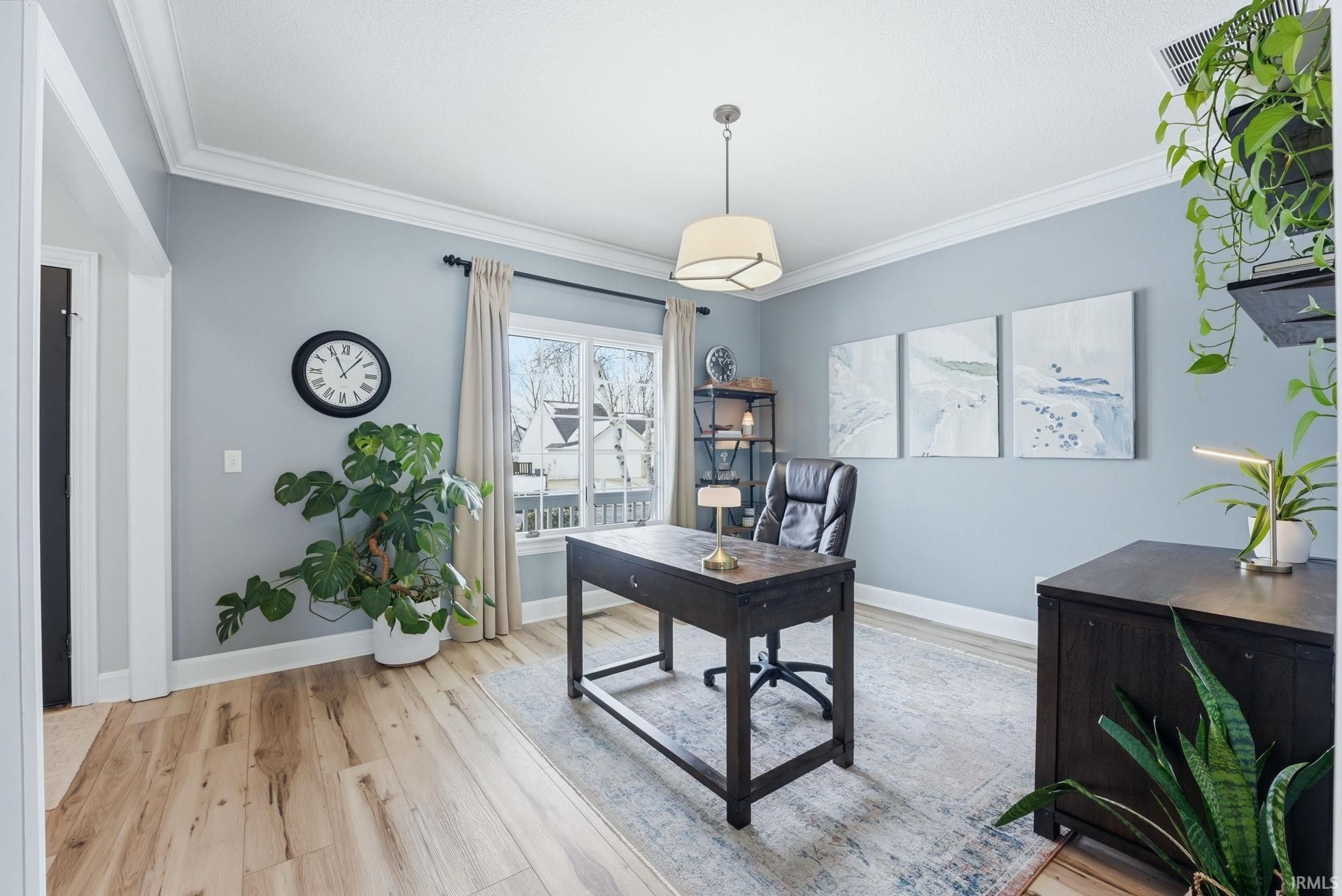 Image of 2142 Laurelwood Drive