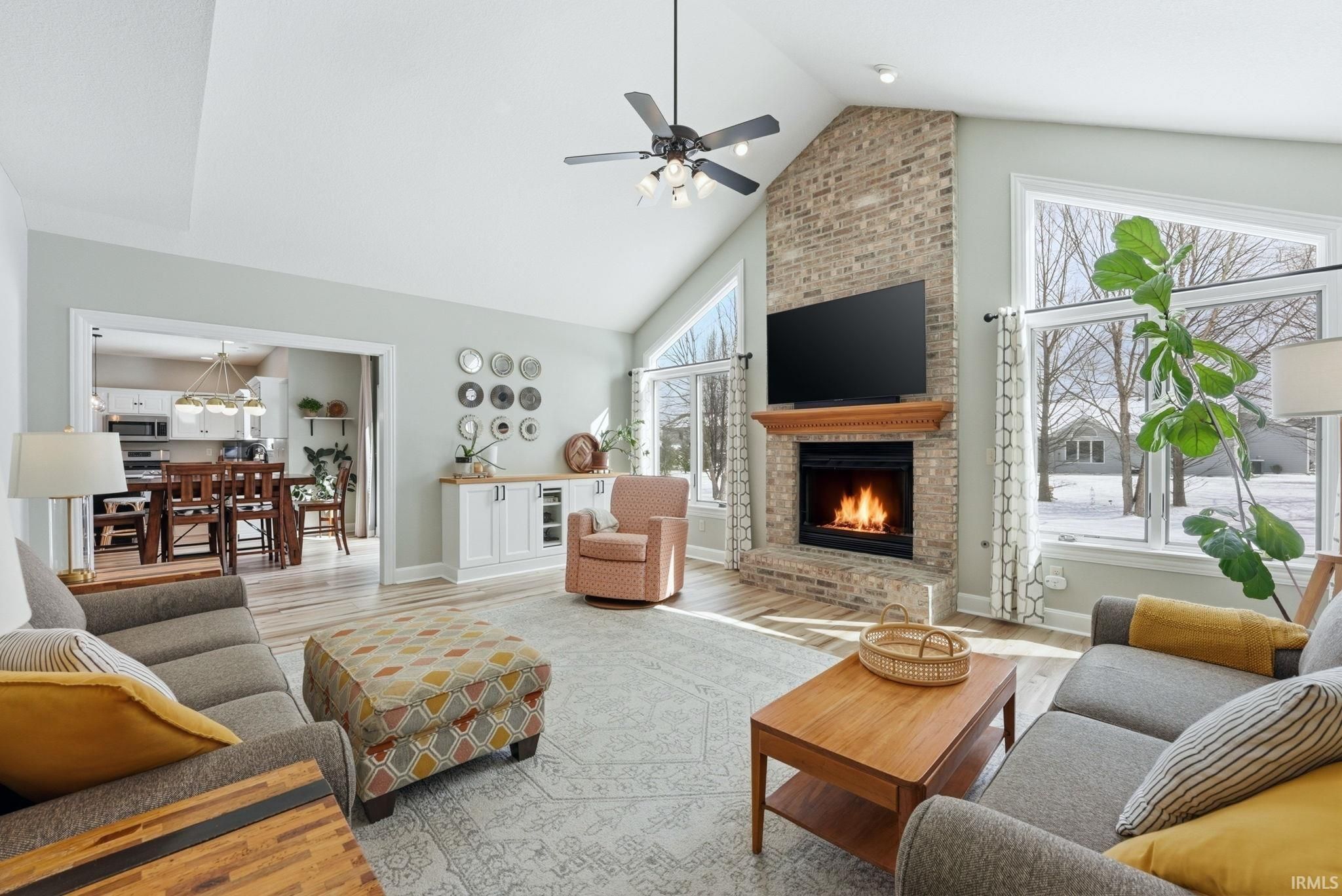 Image of 2142 Laurelwood Drive