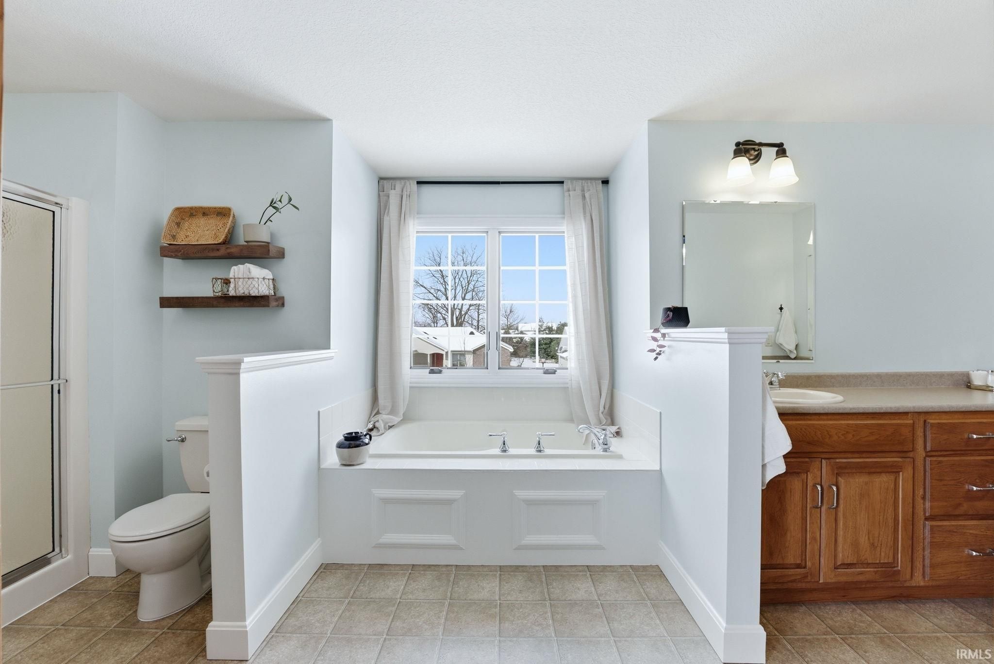 Image of 2142 Laurelwood Drive