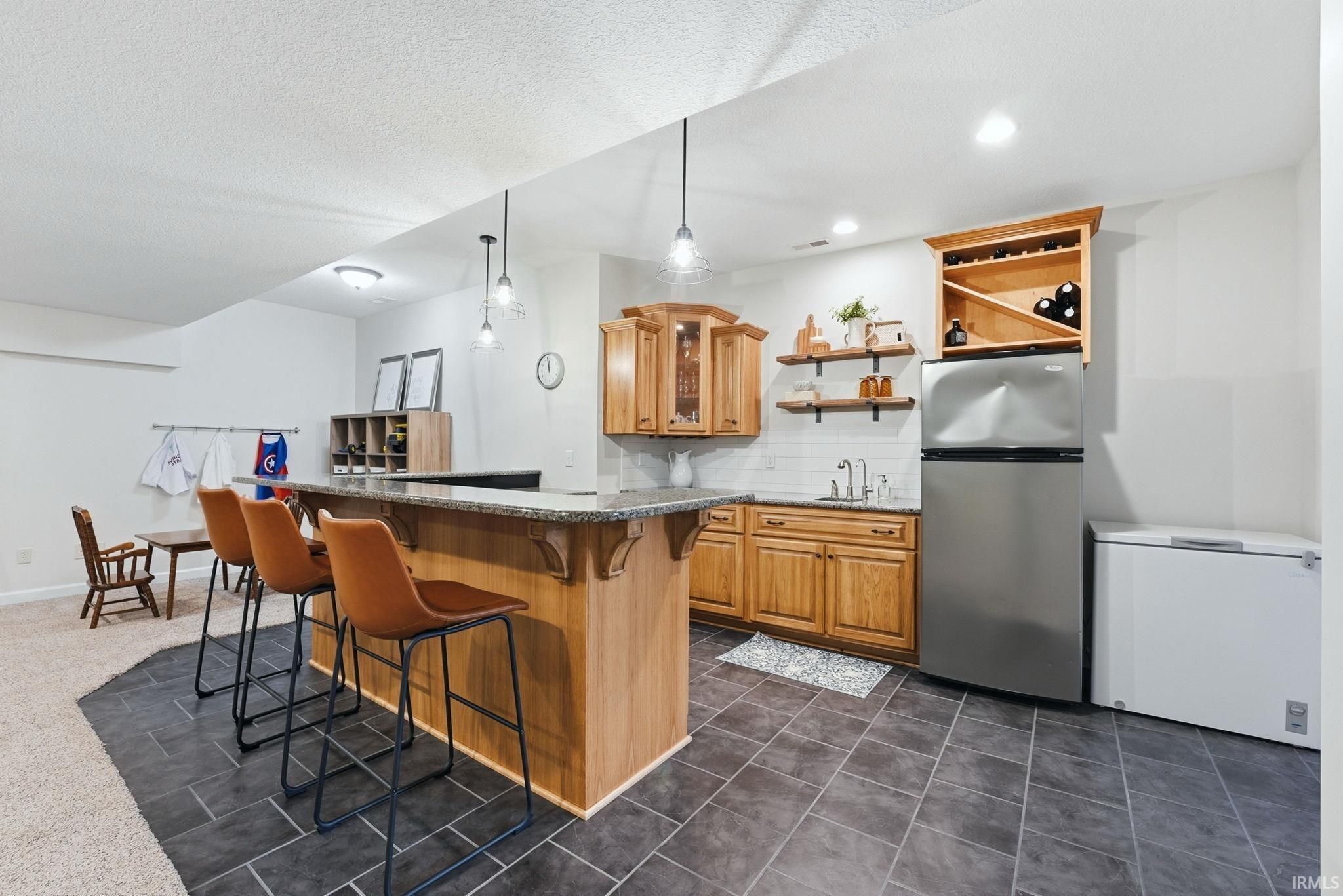 Image of 2142 Laurelwood Drive