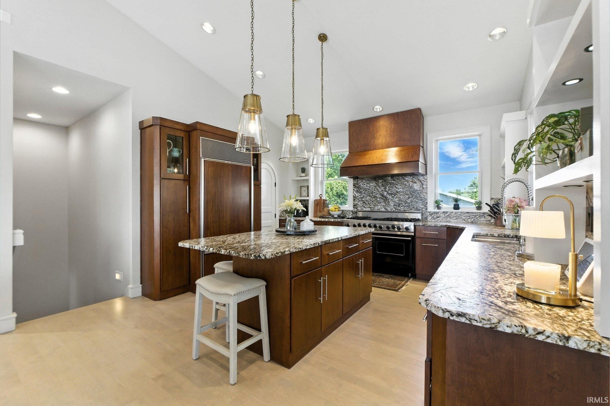 Image of 905 Esplanade Street