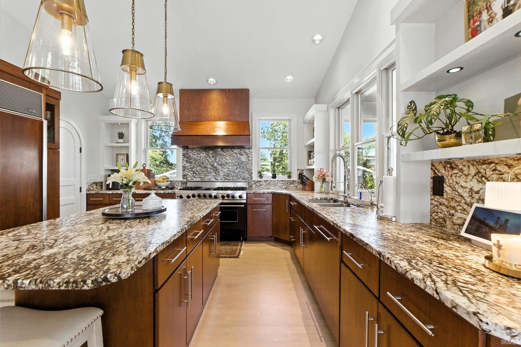 Image of 905 Esplanade Street