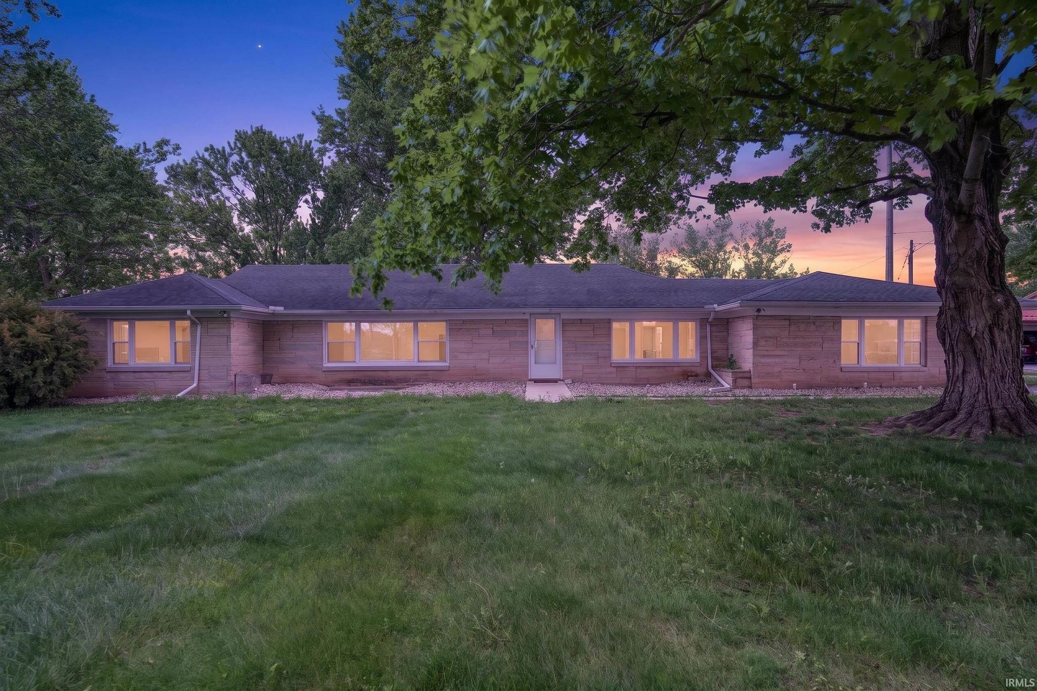 Image of 2523 S Business 31