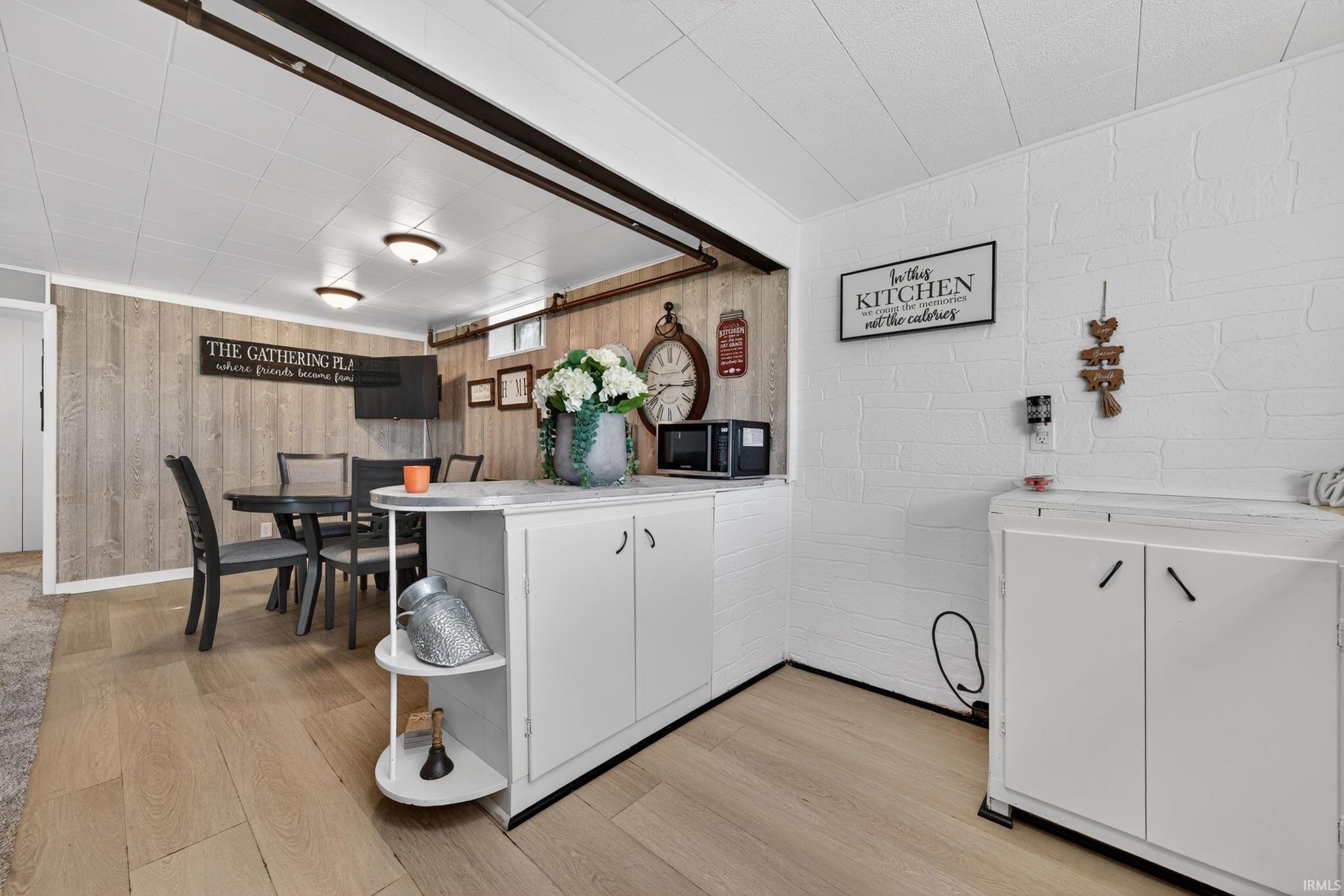 Image of 2523 S Business 31