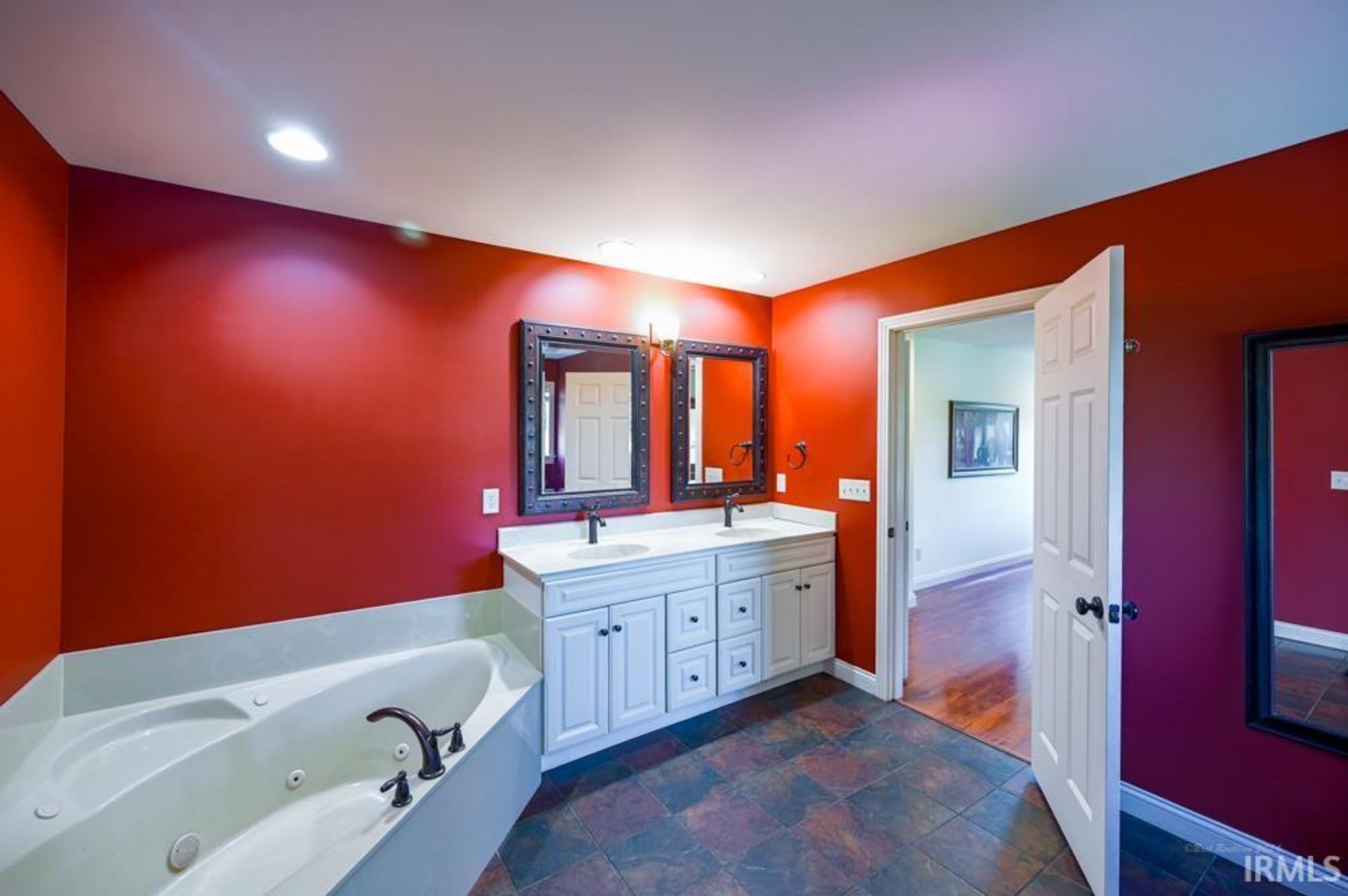 Image of 129 S Faith Way