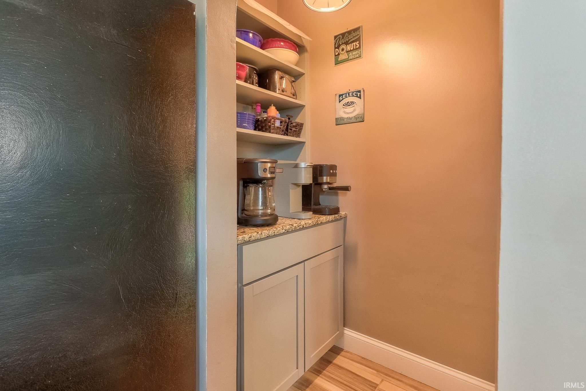 Image of 410 Richardt Avenue