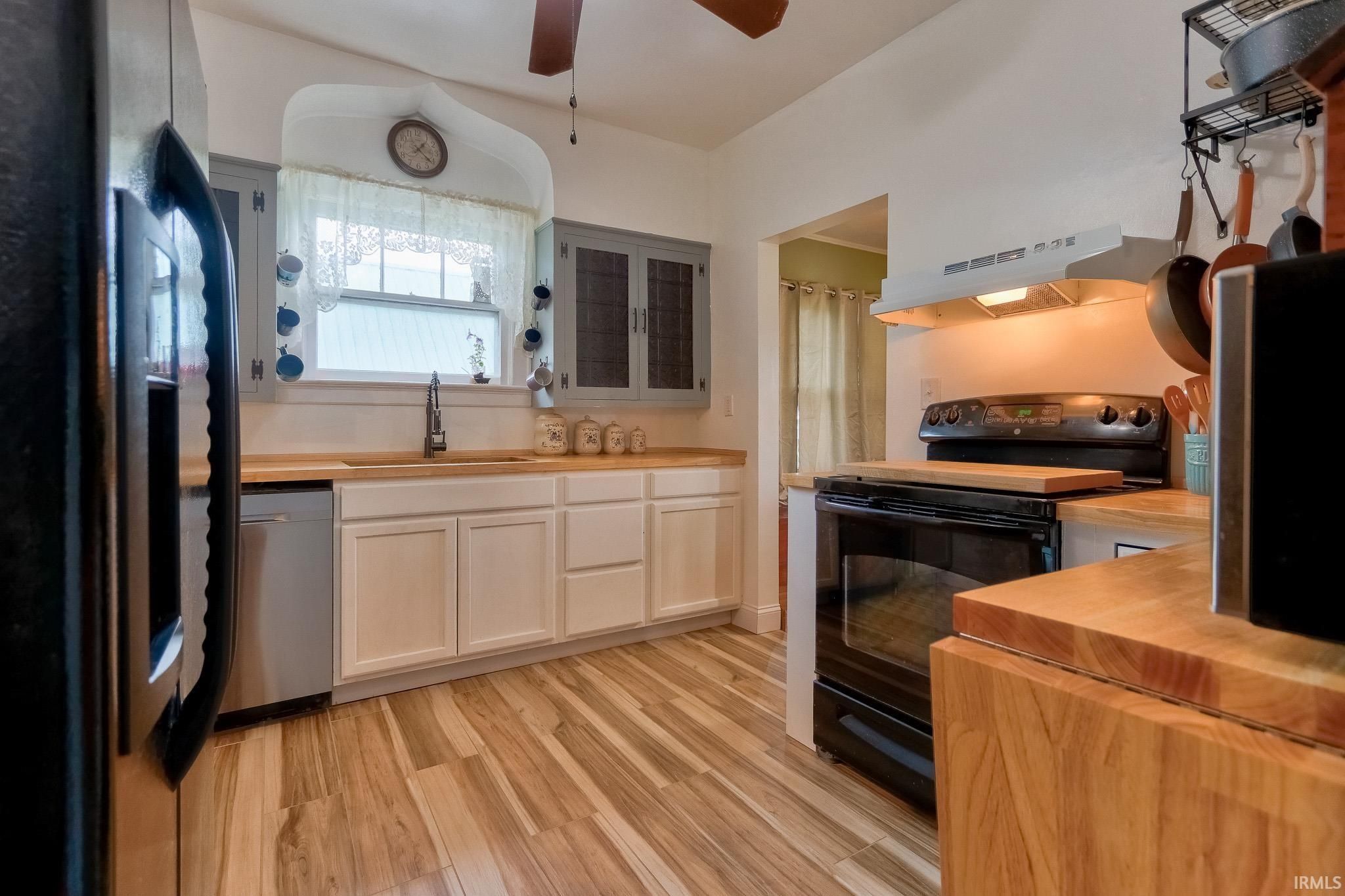 Image of 410 Richardt Avenue