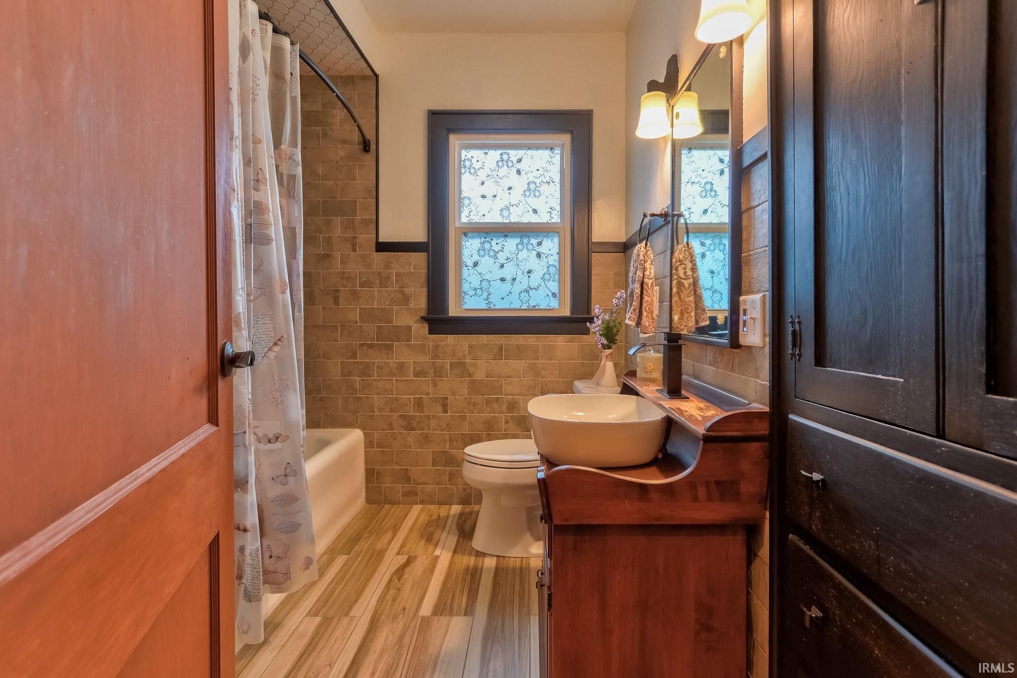 Image of 410 Richardt Avenue