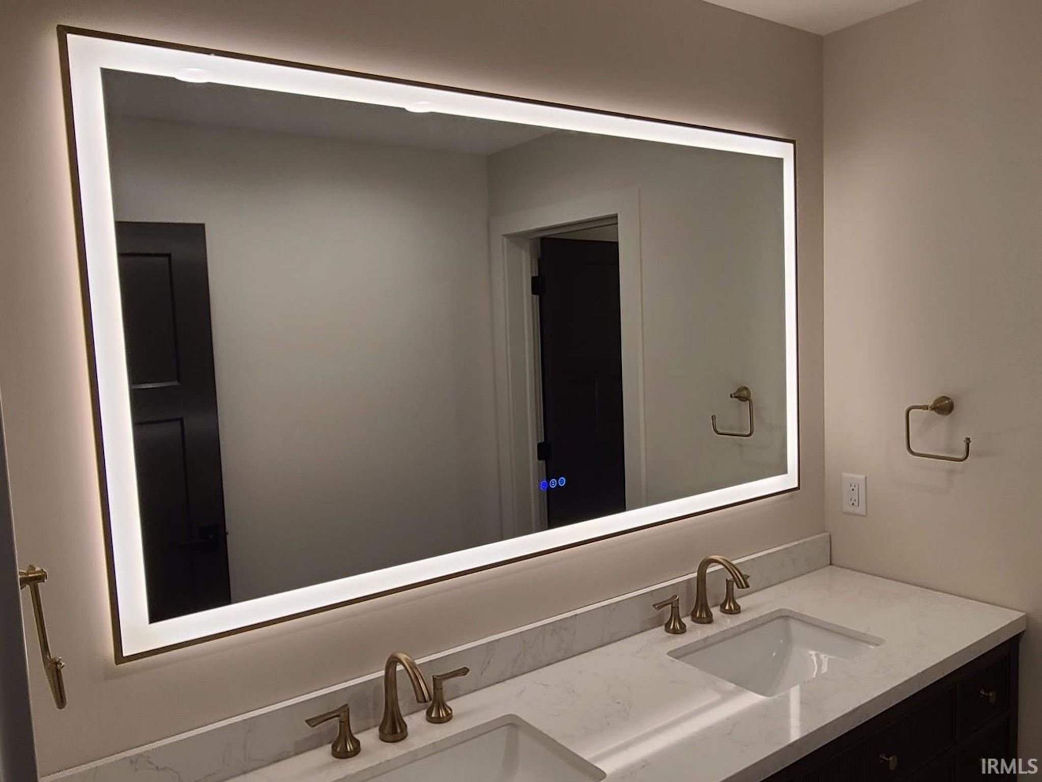 Image of 1422 S Harkless Drive A